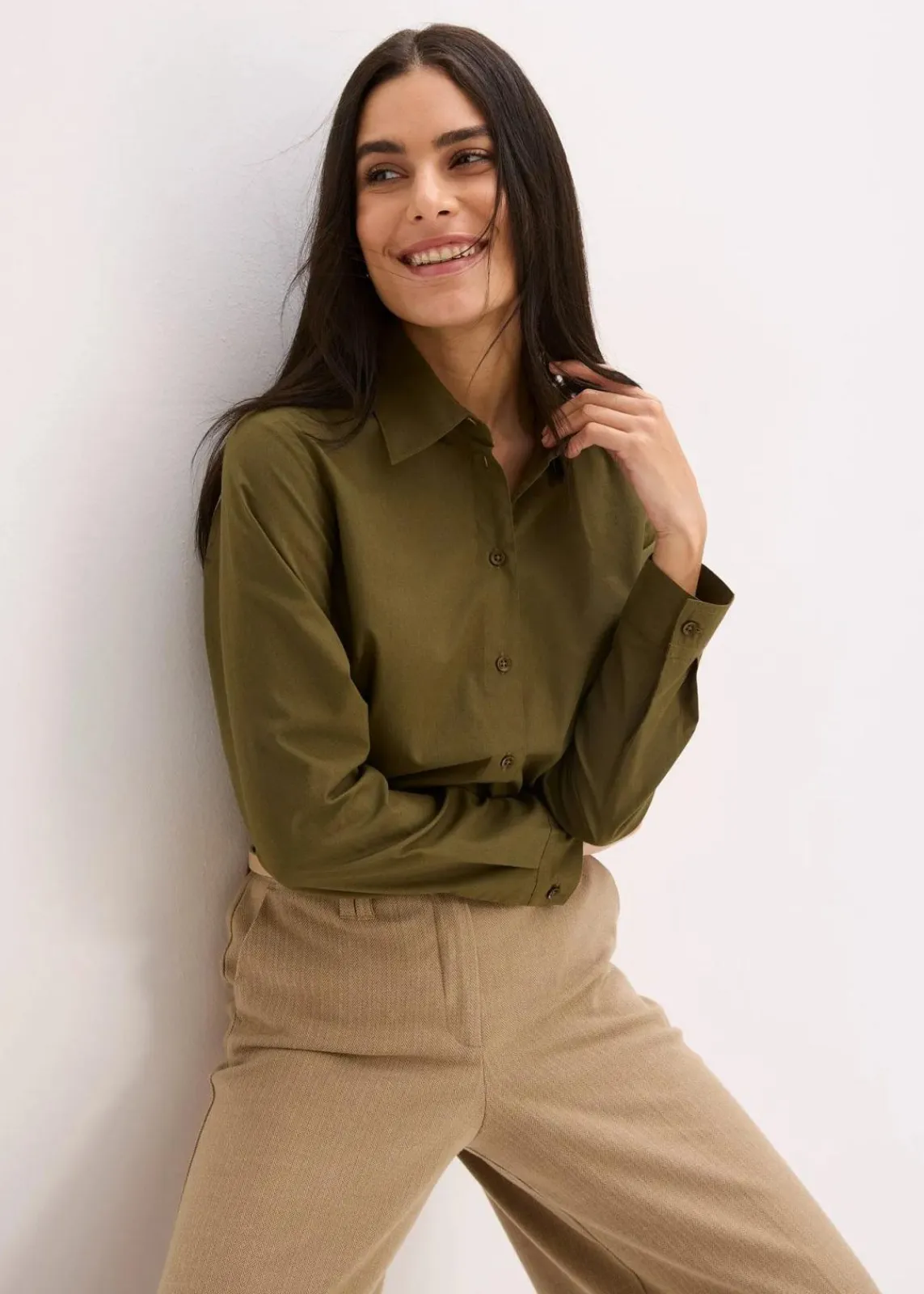 bonprix Blusen & Tuniken|Bekleidung·Jacken & Mäntel|Hemdbluse erdoliv