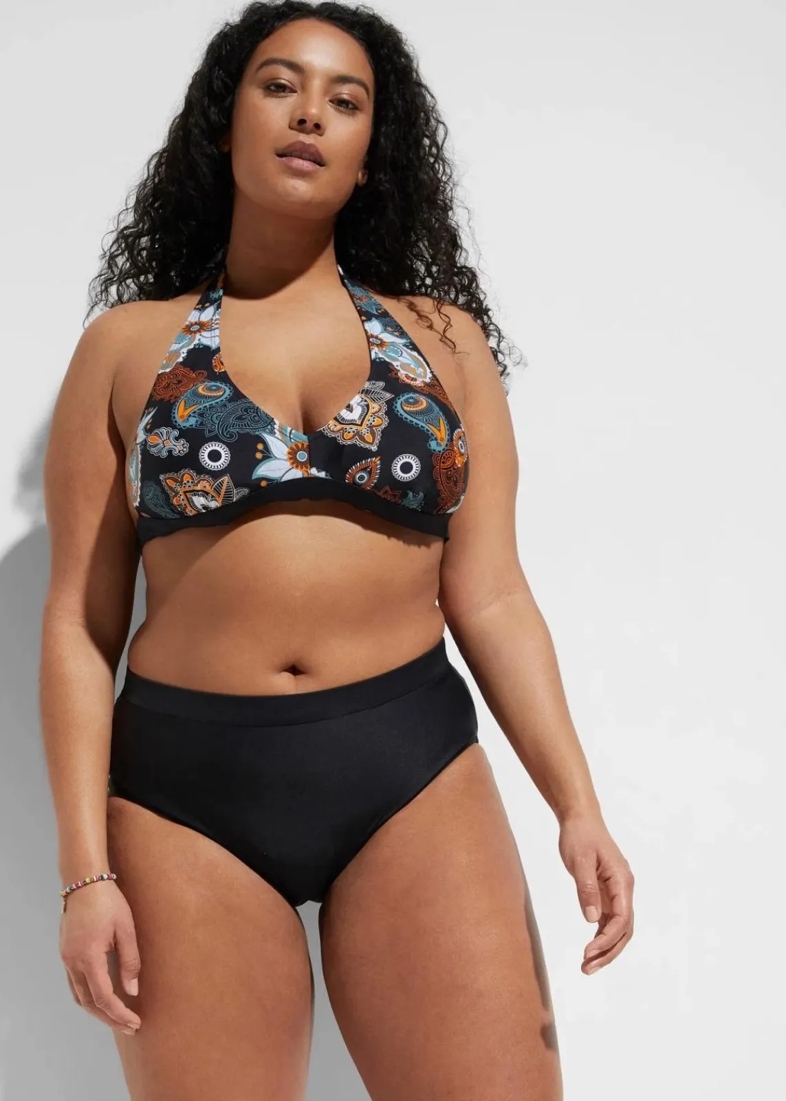 bonprix Nachhaltigere Materialien|Mix & Match|High Waist Light Shape-Bikinihose schwarz