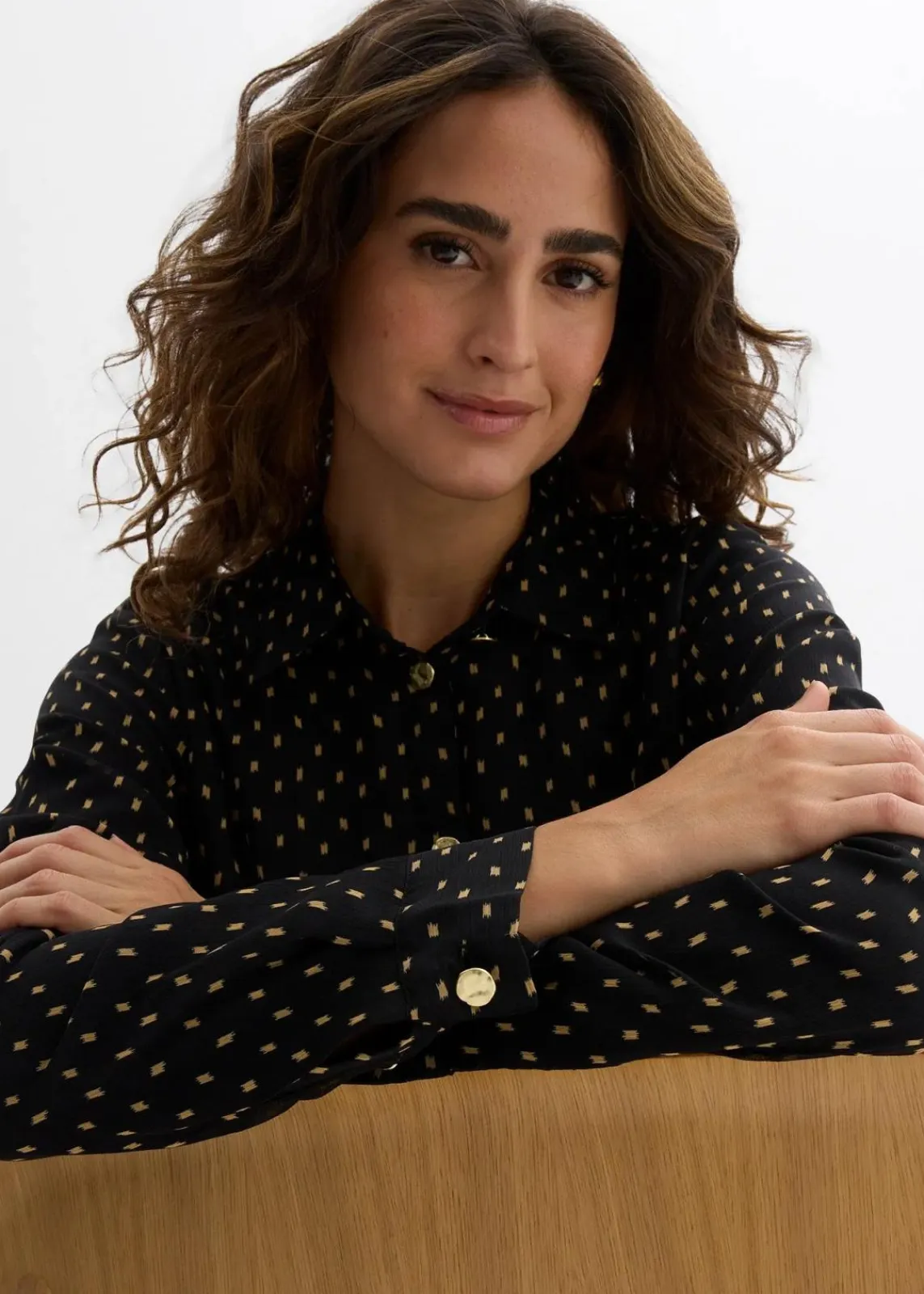 bonprix Bekleidung·Blazer|Umstandsmode|2-in-1 Bluse für die Schwangerschaft und danach aus Chiffon schwarz/gold