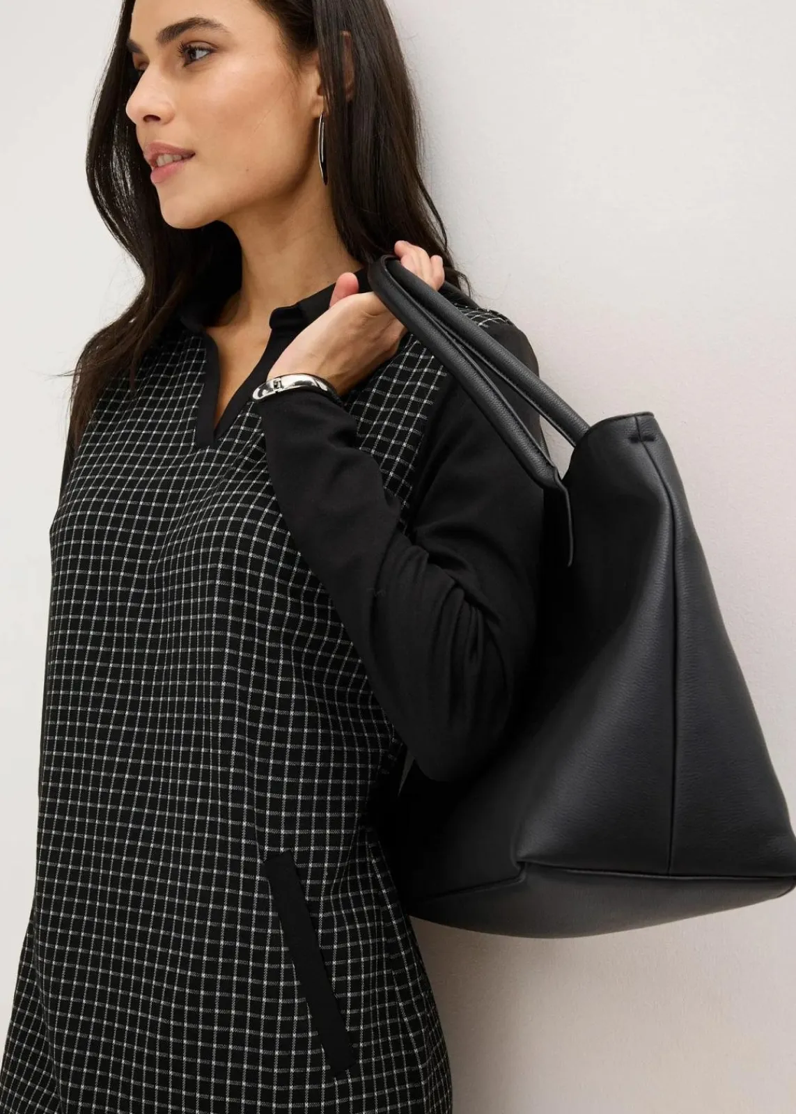 Jacquard Kleid mit Kontrastkragen|bonprix