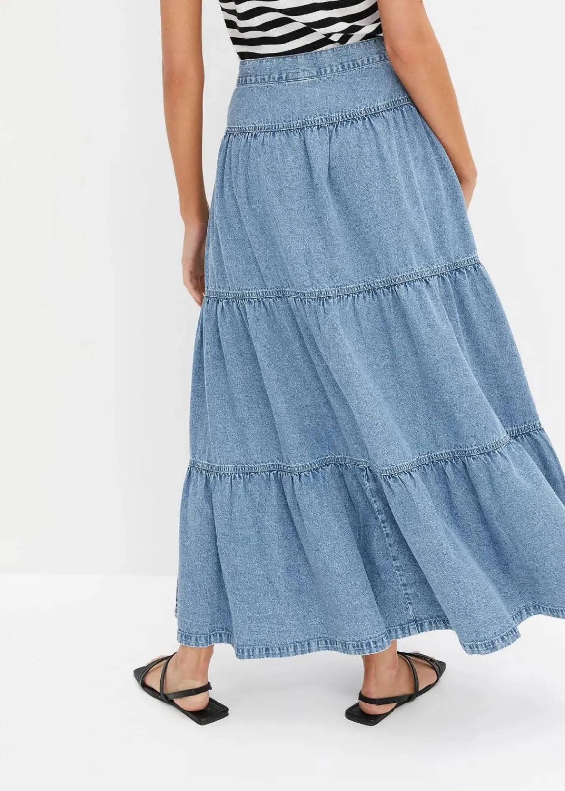 Jeans Stufenrock mit Knopfleiste|bonprix Discount