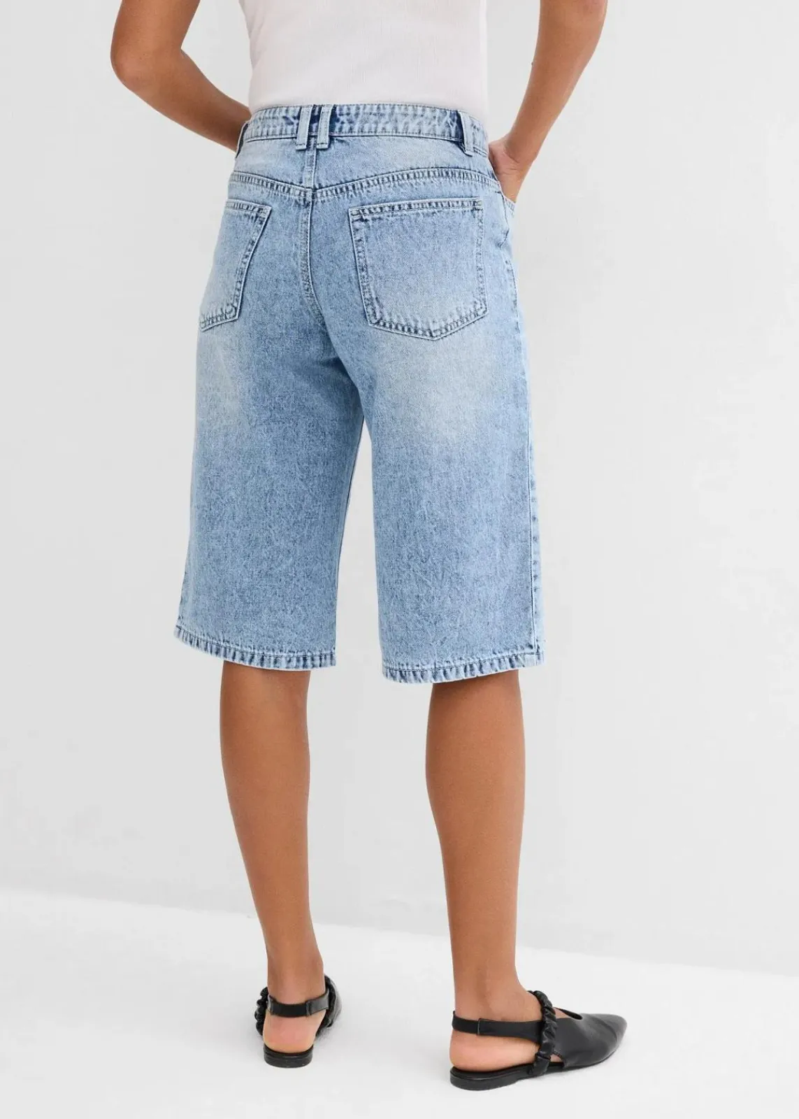 bonprix Jeans|Shorts|Jeans-Bermuda Mid Waist, Low Stretch eisblau denim used
