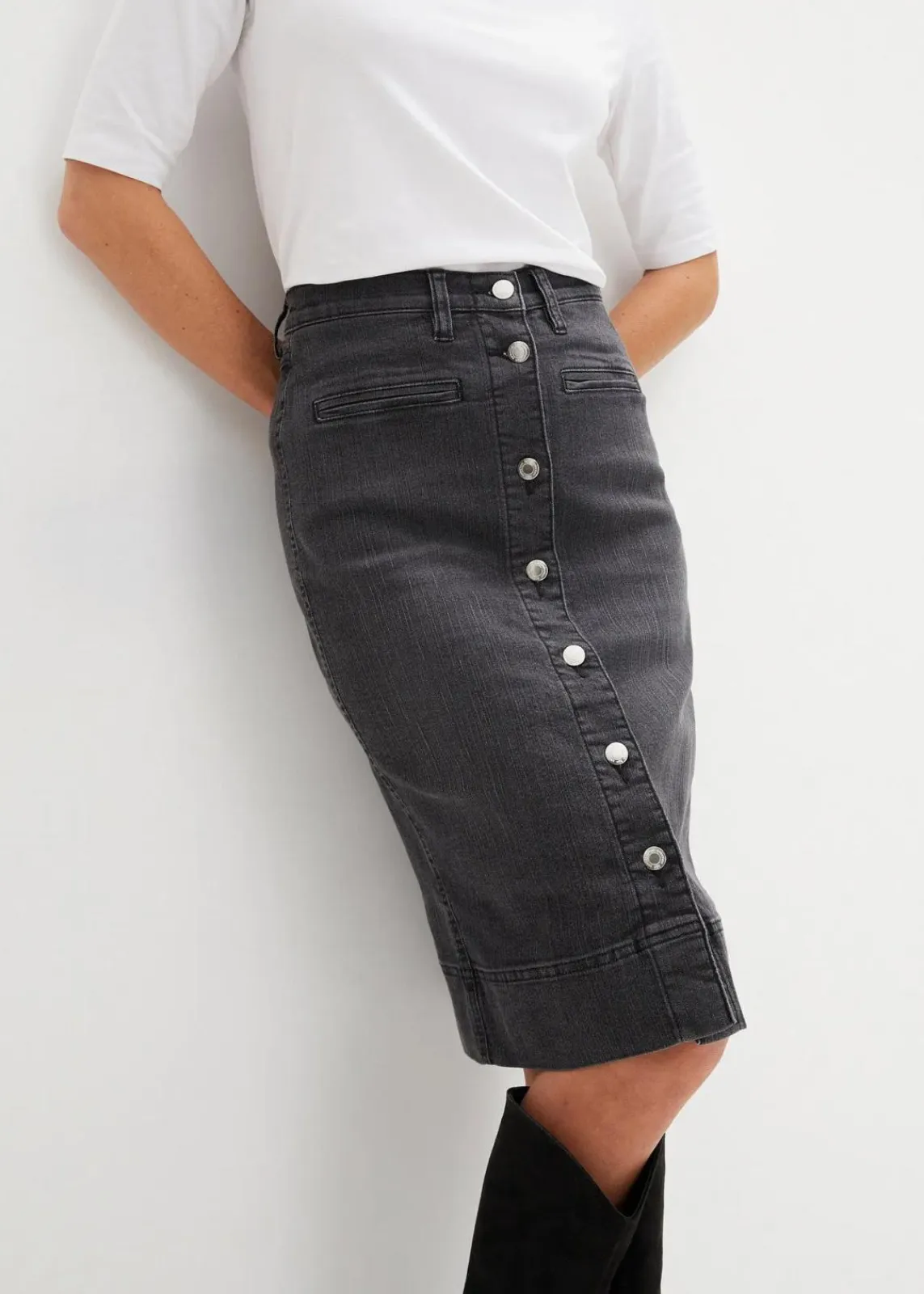 bonprix Röcke|Bekleidung·Sportbekleidung|Jeansrock Mid Waist, Stretch schwarz denim