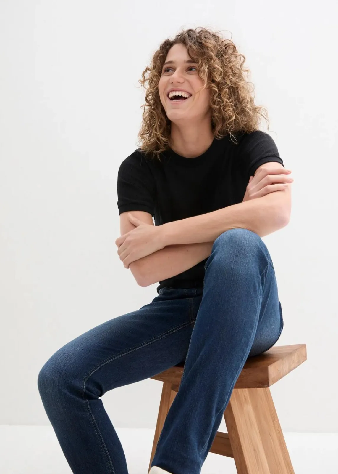 bonprix Jeans|Kurzgrößen|Jeggings Mid Waist, Bequembund nachtblau denim