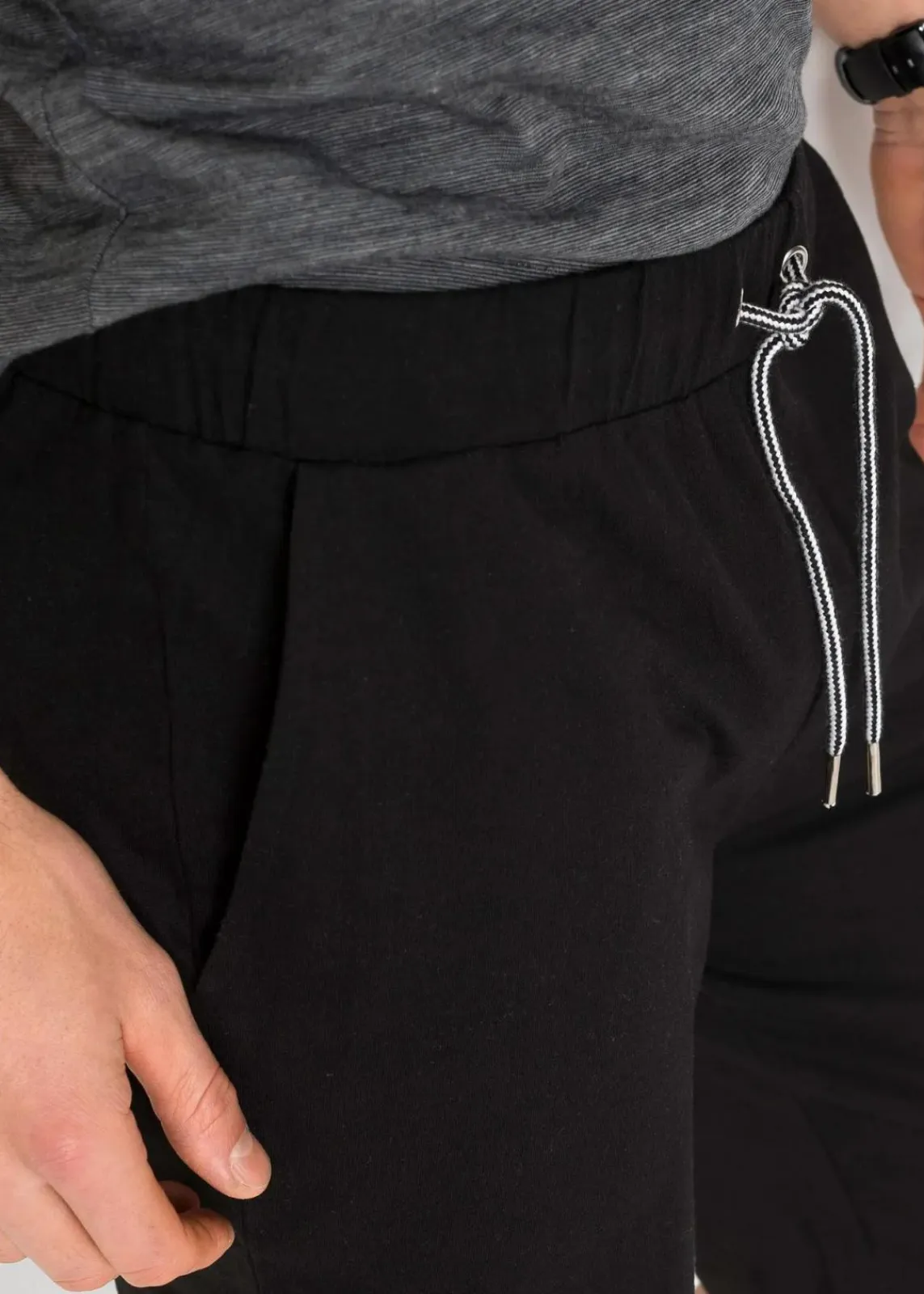 bonprix Große Größen|Shorts|Jersey-Bermuda aus reiner Bio-Baumwolle schwarz bedruckt