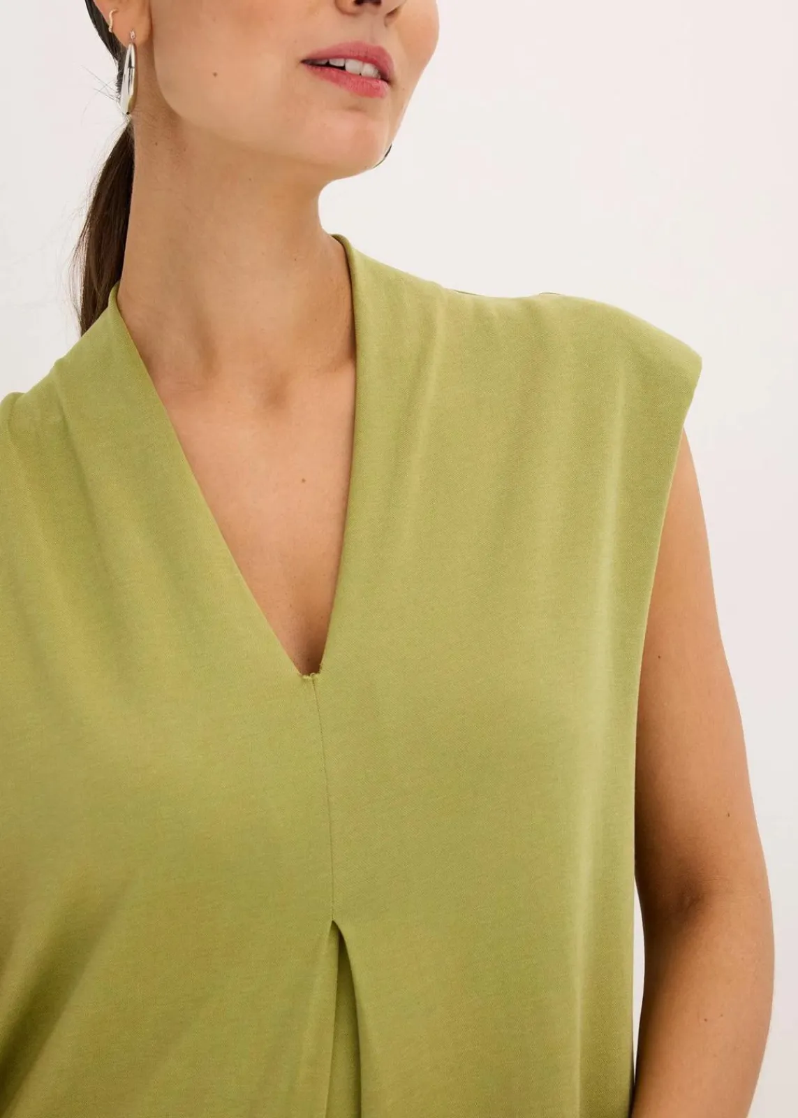 Jerseykleid aus Viskose-Mix mit Schulterpolster|bonprix Discount