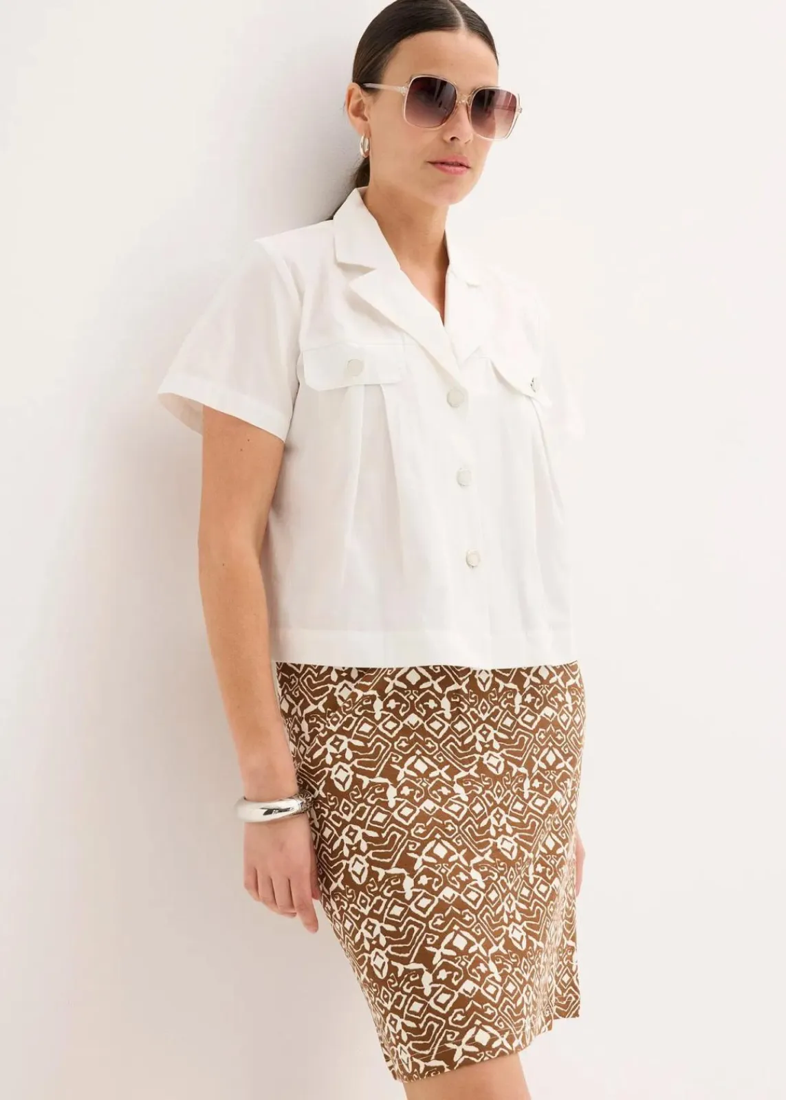 bonprix Bekleidung·Sportbekleidung|Röcke|Jersey-Rock gewürzbraun/naturbeige graphisch bedruckt