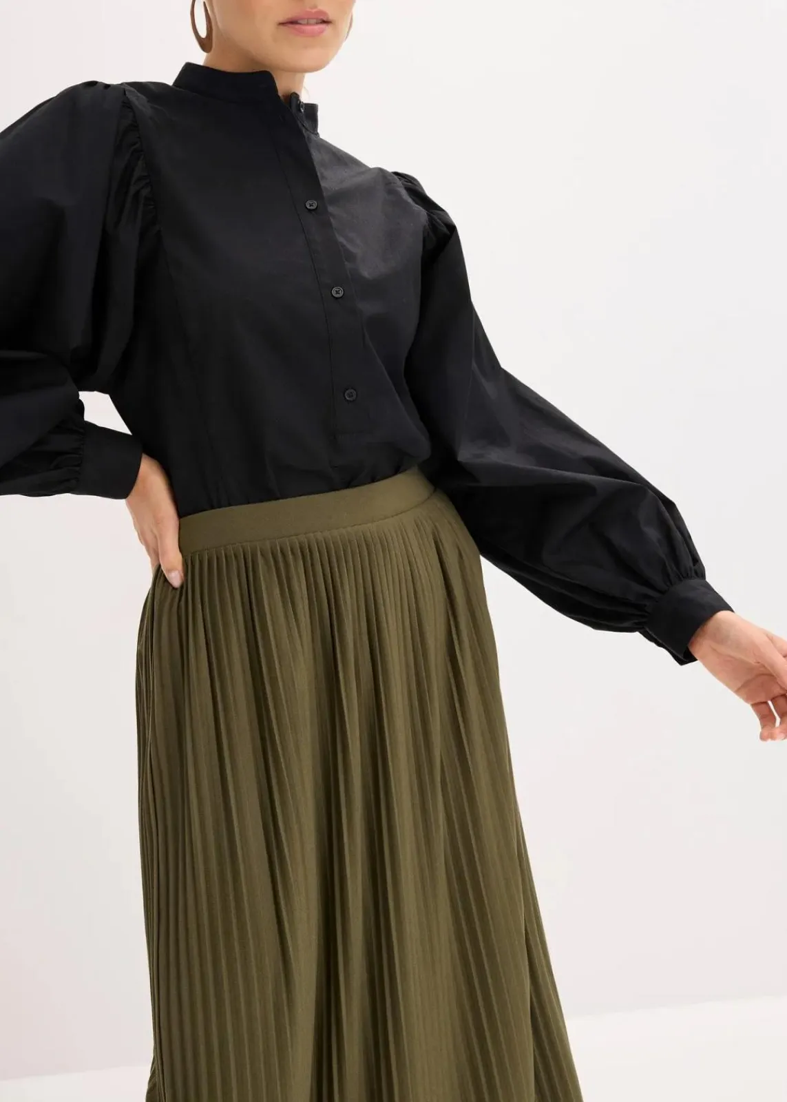 bonprix Bekleidung·Sportbekleidung|Röcke|Jersey-Rock aus fließendem Viskose-Mix dunkeloliv