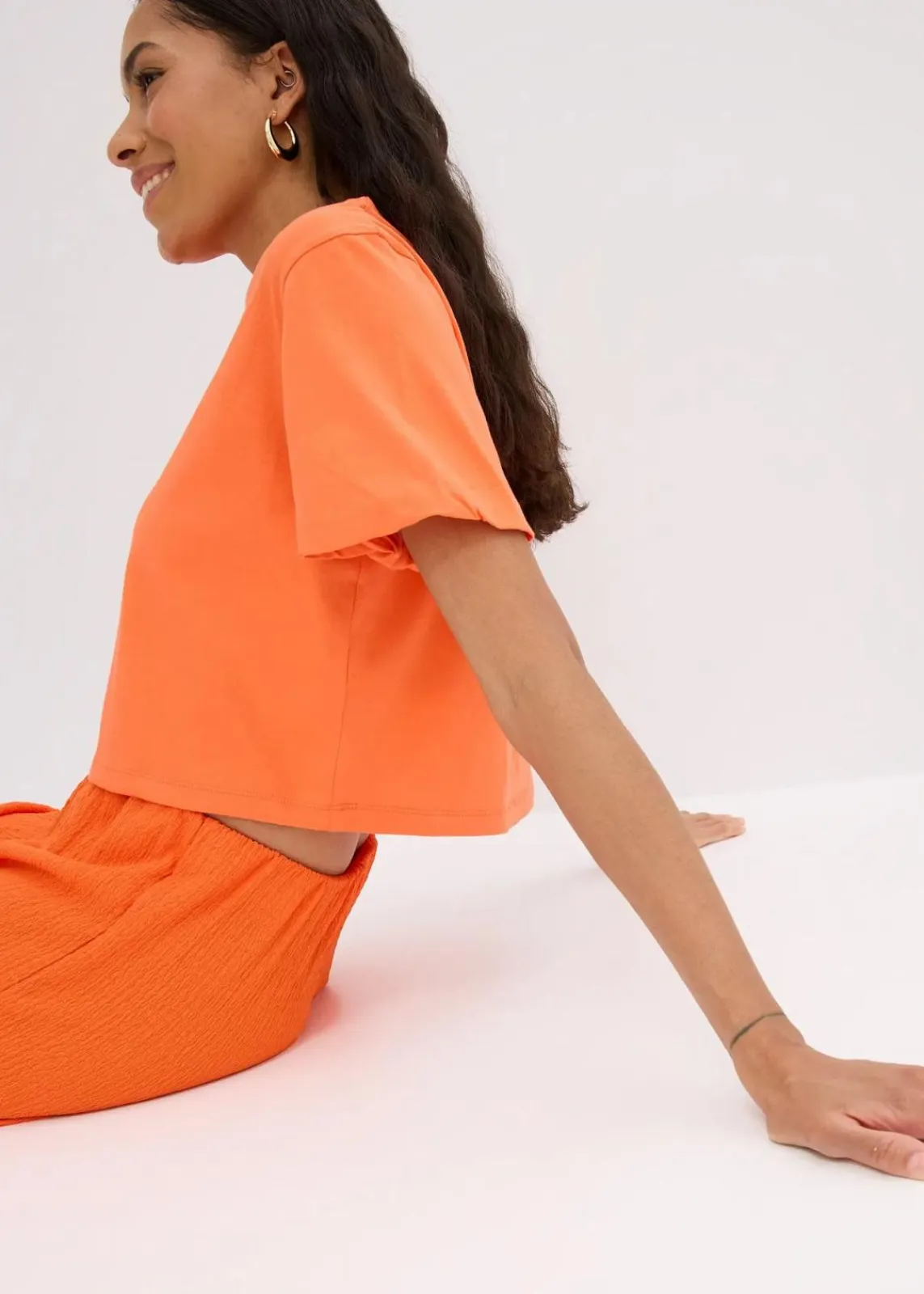 bonprix Bekleidung·Outdoorbekleidung|Bekleidung·Kleider|Jersey-Shorts aus leichtem Crêpe mango