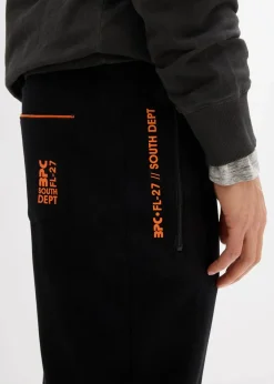 Jogginghose mit praktischen Reißverschlusstaschen aus Bio-Baumwolle|bonprix Discount