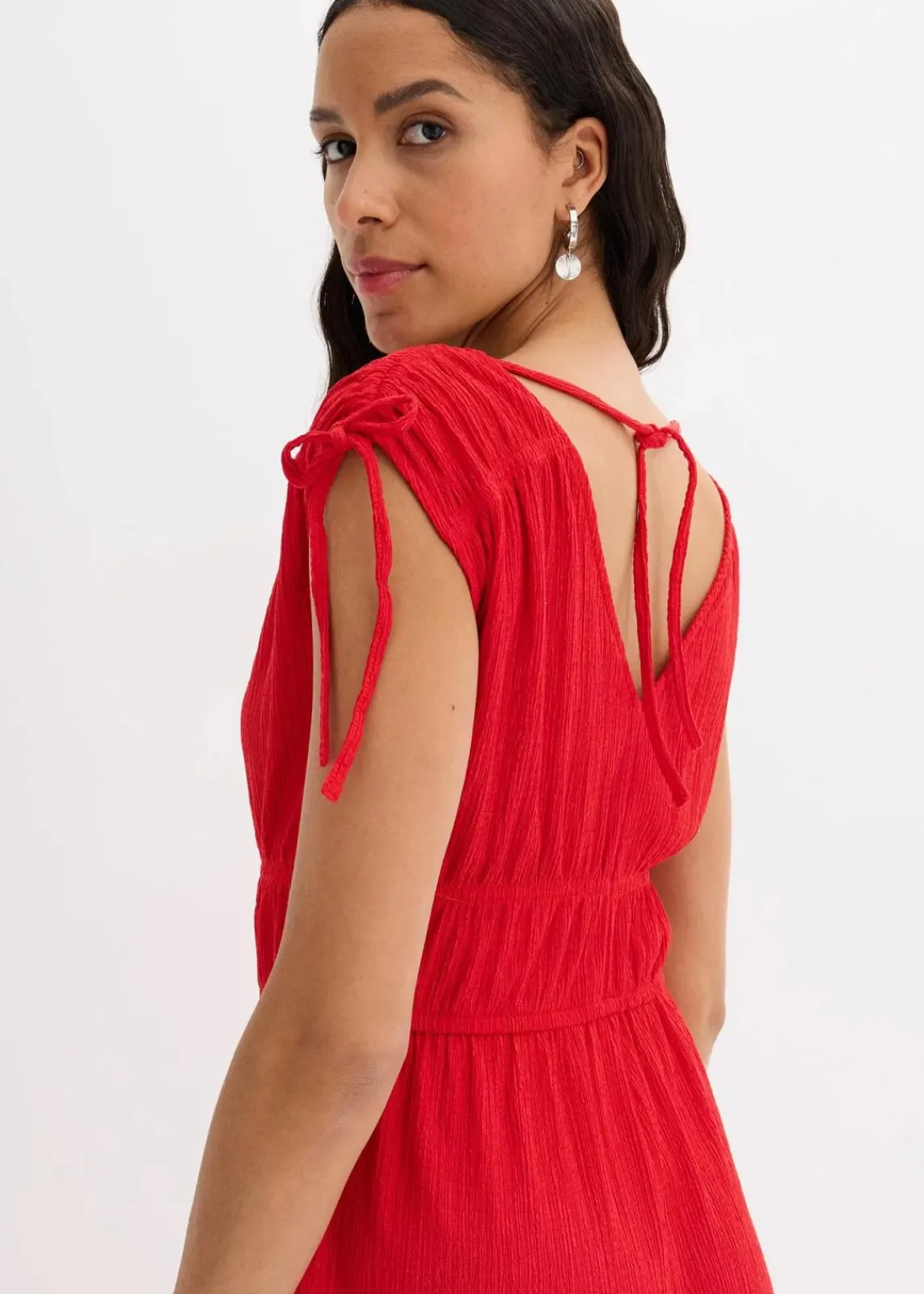 bonprix Nachhaltigere Materialien|Jumpsuits|Jumpsuit aus strukturiertem Crêpe tiefrot