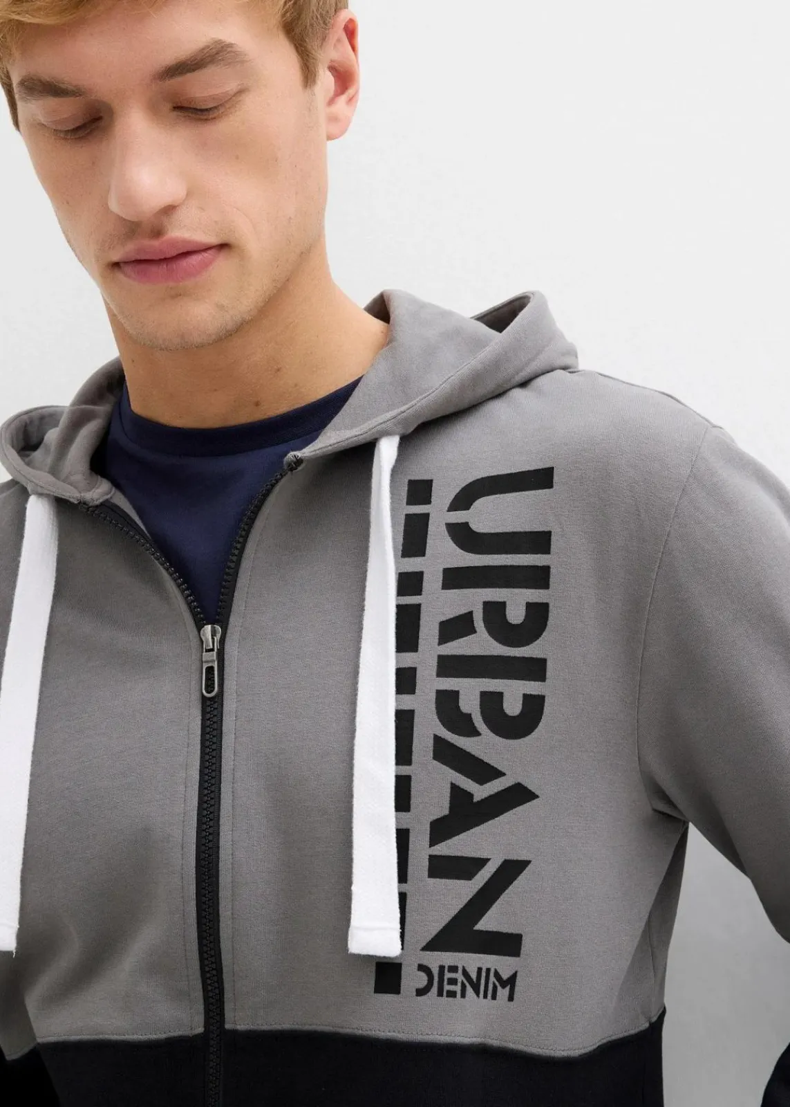 Kapuzen-Sweatjacke aus reiner Bio-Baumwolle|bonprix Outlet