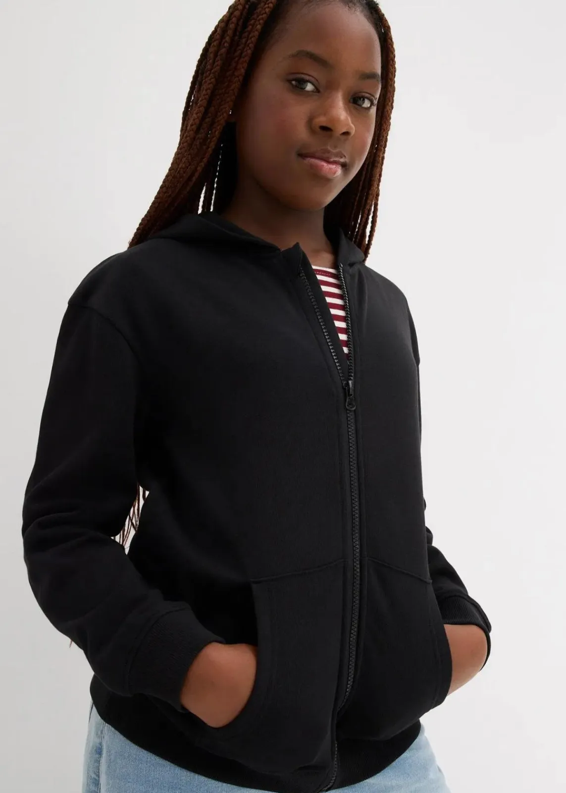 bonprix Mädchen 9-16 Jahre·Sweat & Strick|Mädchen 2-8 Jahre·Nachhaltigere Materialien|Kapuzen-Sweatjacke aus weichem Bio-Baumwoll-Mix schwarz