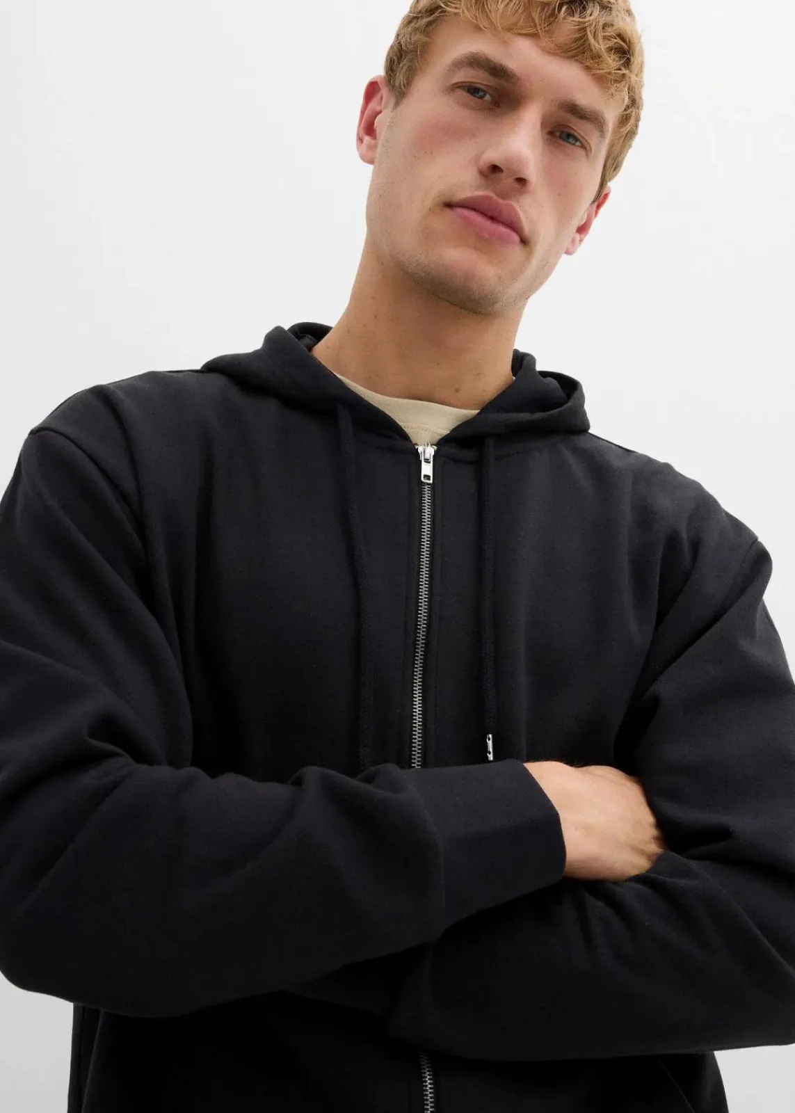 bonprix Große Größen|Basics|Kapuzen-Sweatjacke mit reiner Baumwolle, Loose Fit schwarz