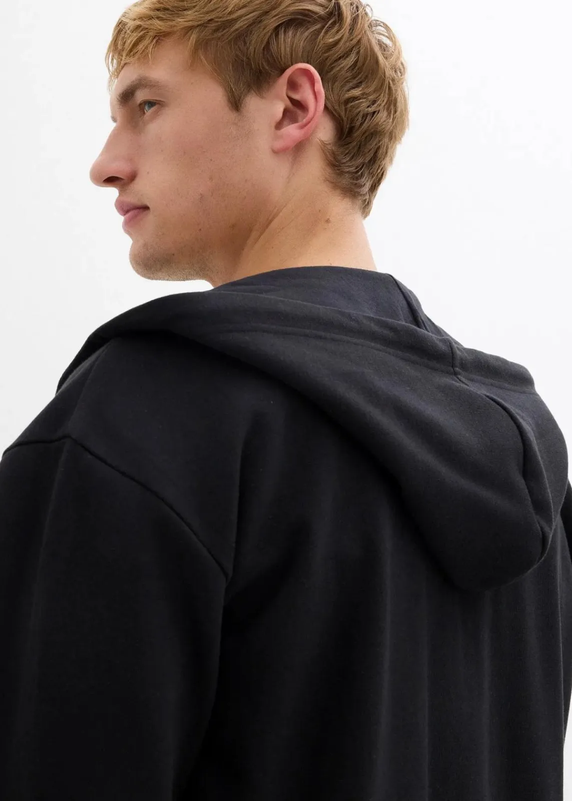 bonprix Große Größen|Basics|Kapuzen-Sweatjacke mit reiner Baumwolle, Loose Fit schwarz