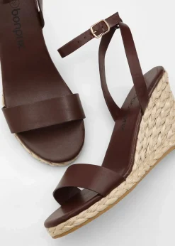 bonprix Sommerschuhe|Keilsandaletten terrabraun