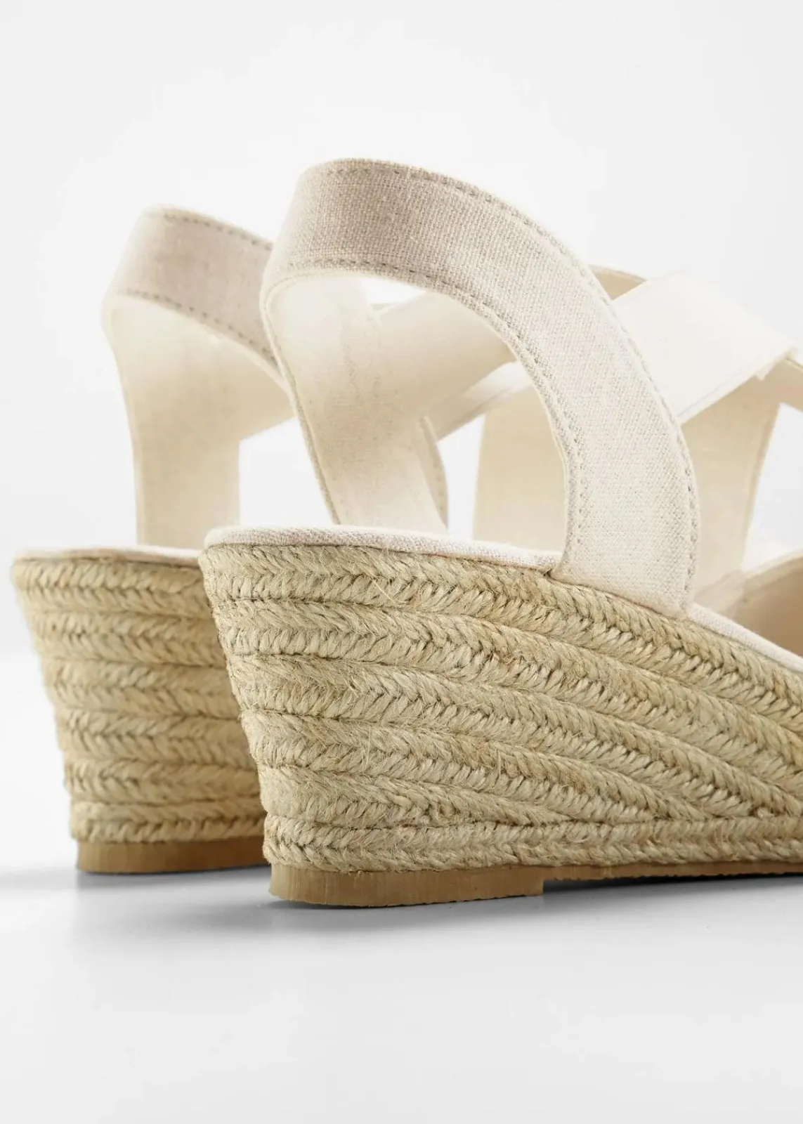 bonprix Schuhe & Accessoires In Spezialgrößen·Schuhe In Übergröße|Schuhe & Accessoires In Spezialgrößen·Elastischer Schaft|Keilsandaletten mit elastischen Riemen weiß