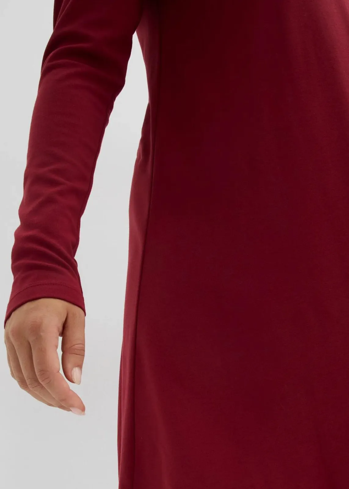 bonprix Bekleidung·Pullover & Strickjacken|Kleider|Kleid aus fließendem Viskose-Mix pflaumenrot