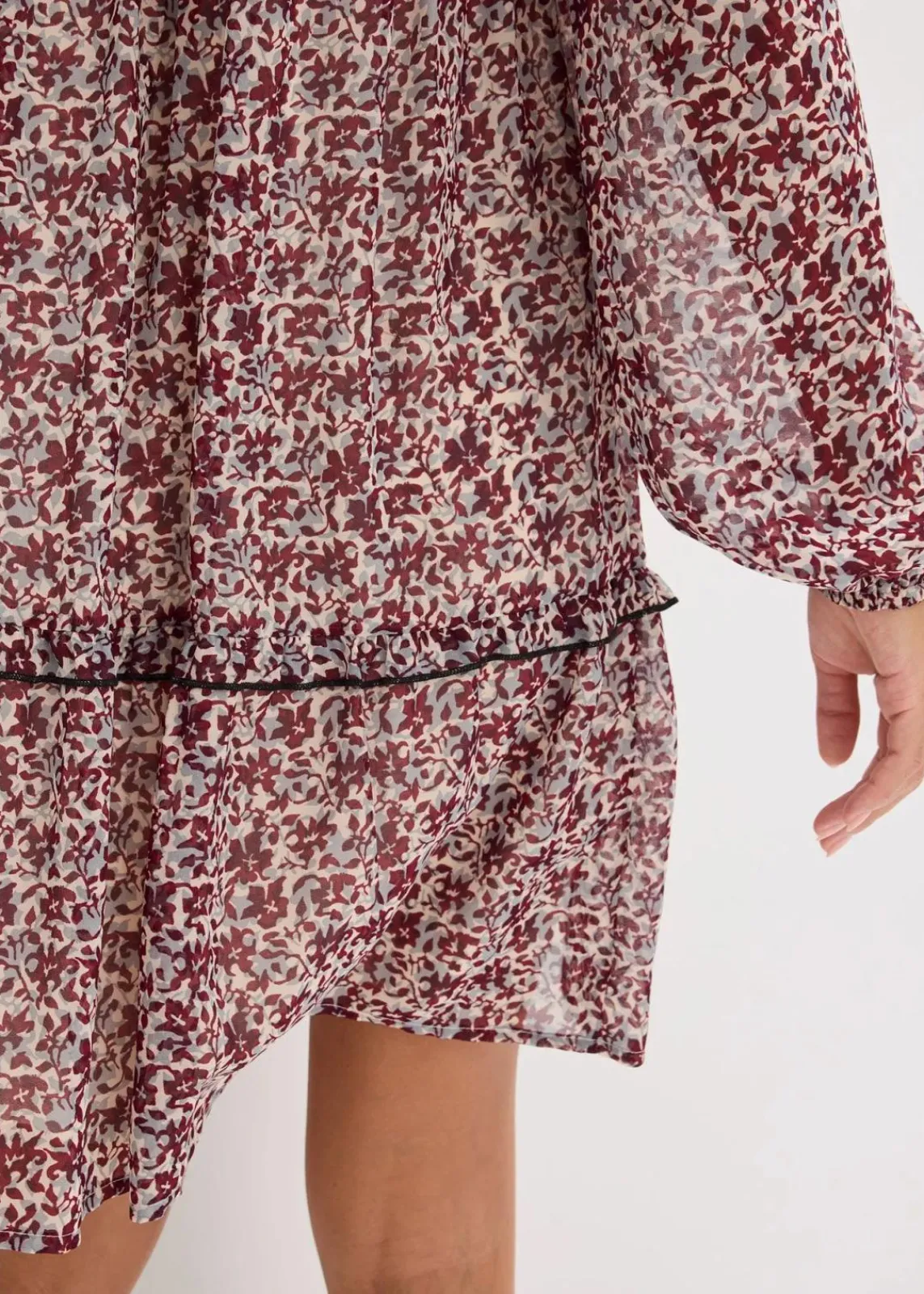 bonprix Bekleidung·Pullover & Strickjacken|Kleider|Kleid mit Stickerei wollweiß bedruckt