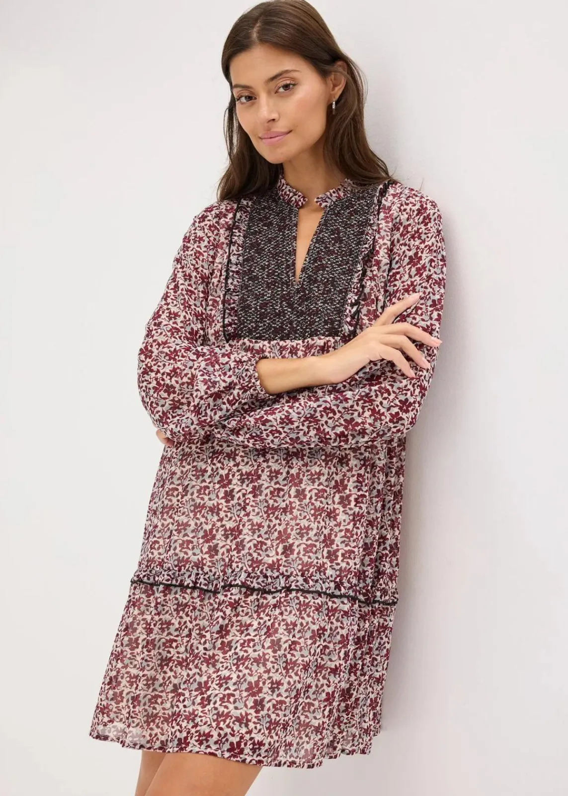 bonprix Bekleidung·Pullover & Strickjacken|Kleider|Kleid mit Stickerei wollweiß bedruckt