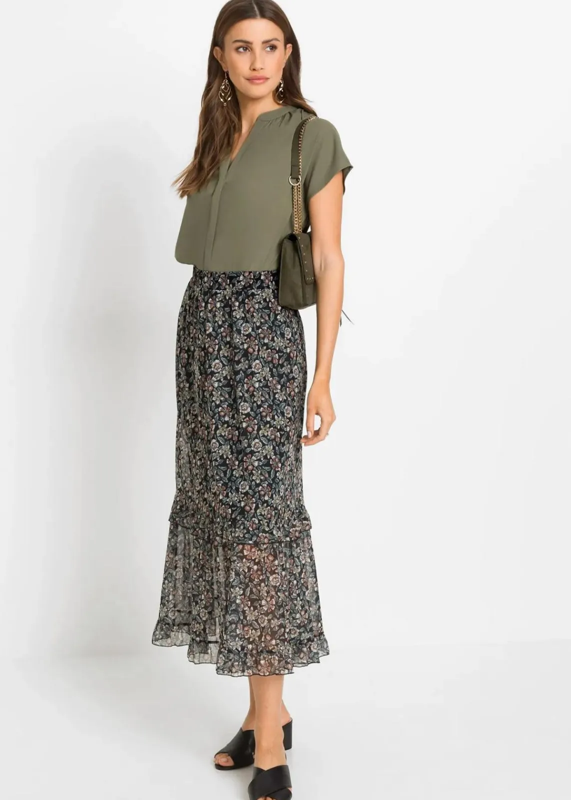 bonprix Blusen & Tuniken|Bekleidung·Jacken & Mäntel|Kurzarmbluse mit verdeckter Knopfleiste oliv