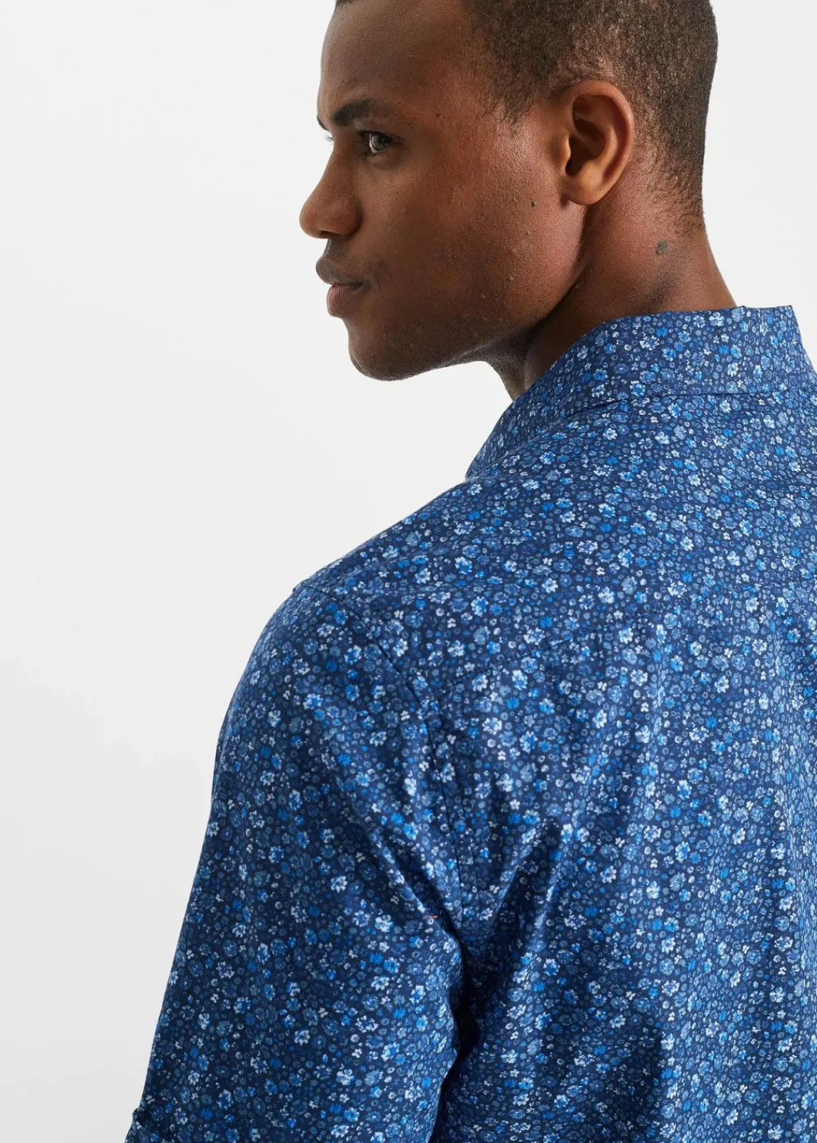 bonprix Hemden|Kurzarmhemd aus reiner Baumwolle blau/weiß floral