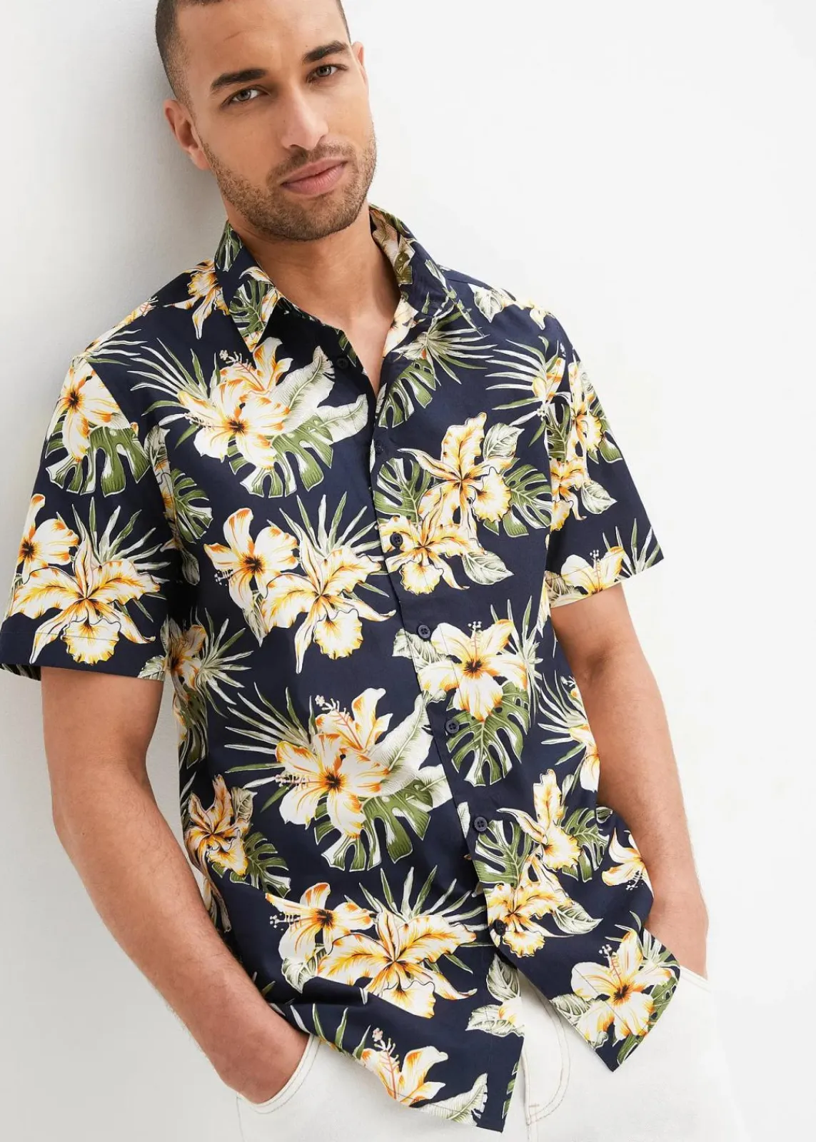 bonprix Große Größen|Hemden|Kurzarmhemd aus reiner Baumwolle dunkelblau floral