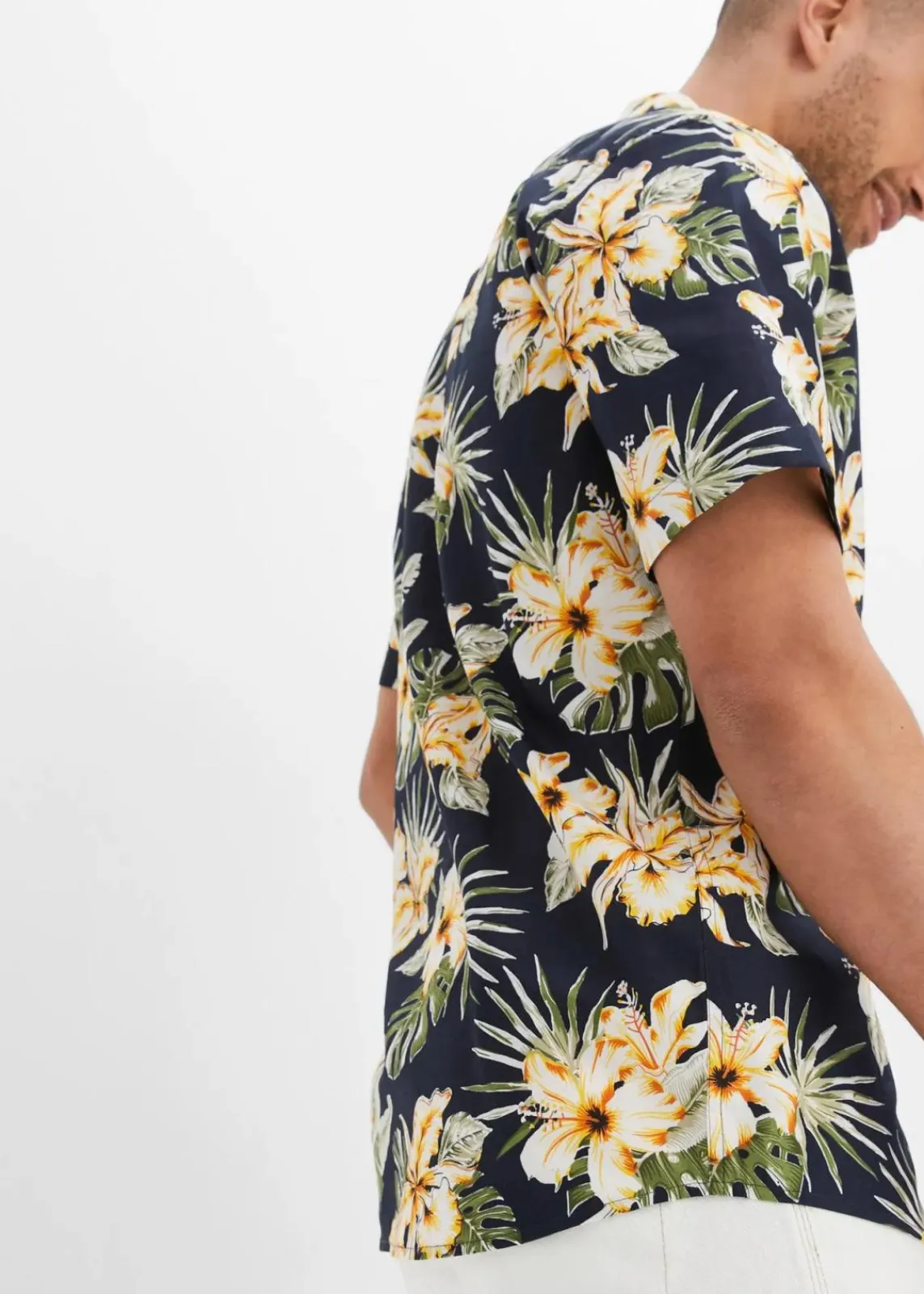 bonprix Große Größen|Hemden|Kurzarmhemd aus reiner Baumwolle dunkelblau floral