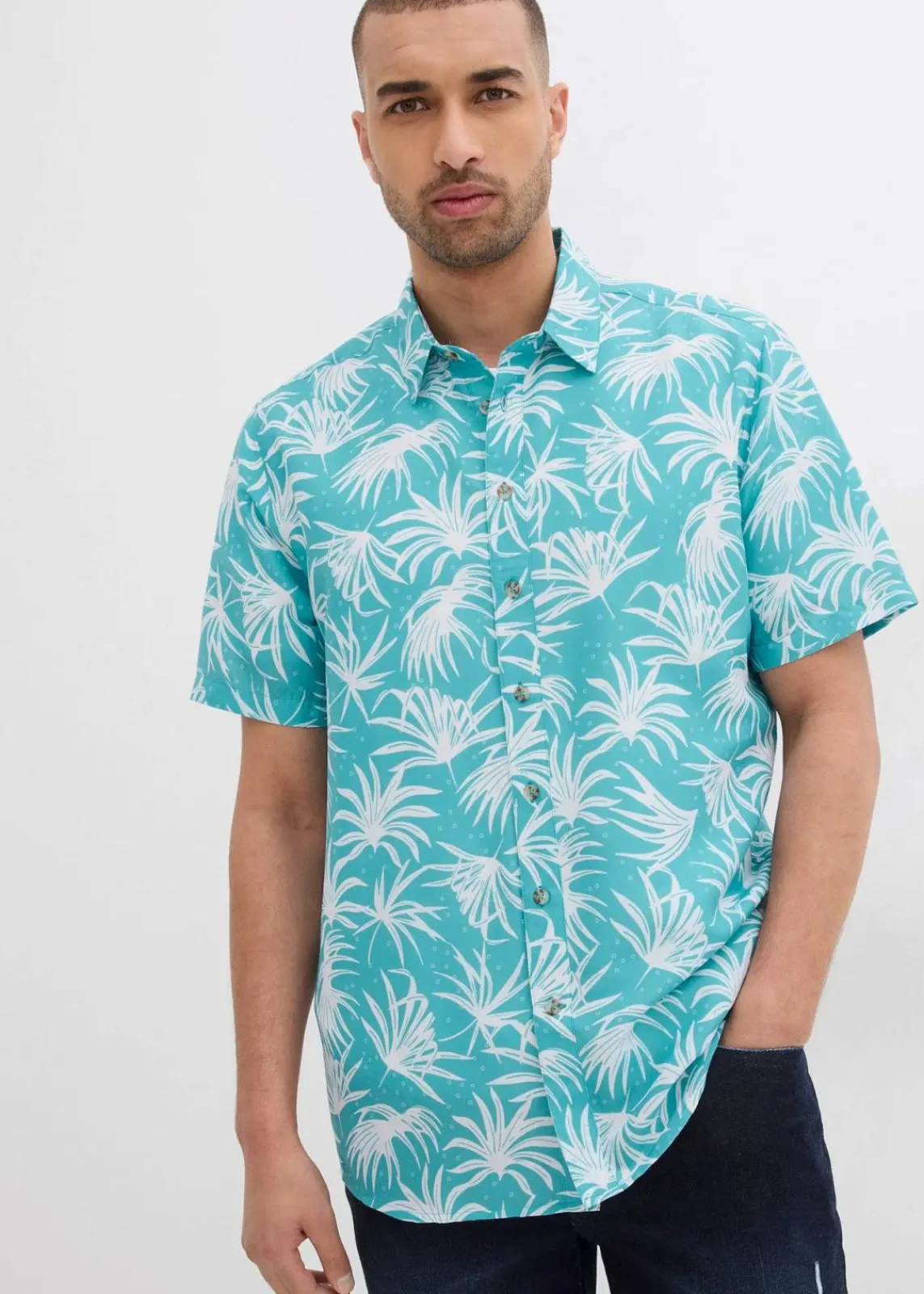 bonprix Große Größen|Hemden|Kurzarmhemd aus Viskose meeresgrün/weiß bedruckt