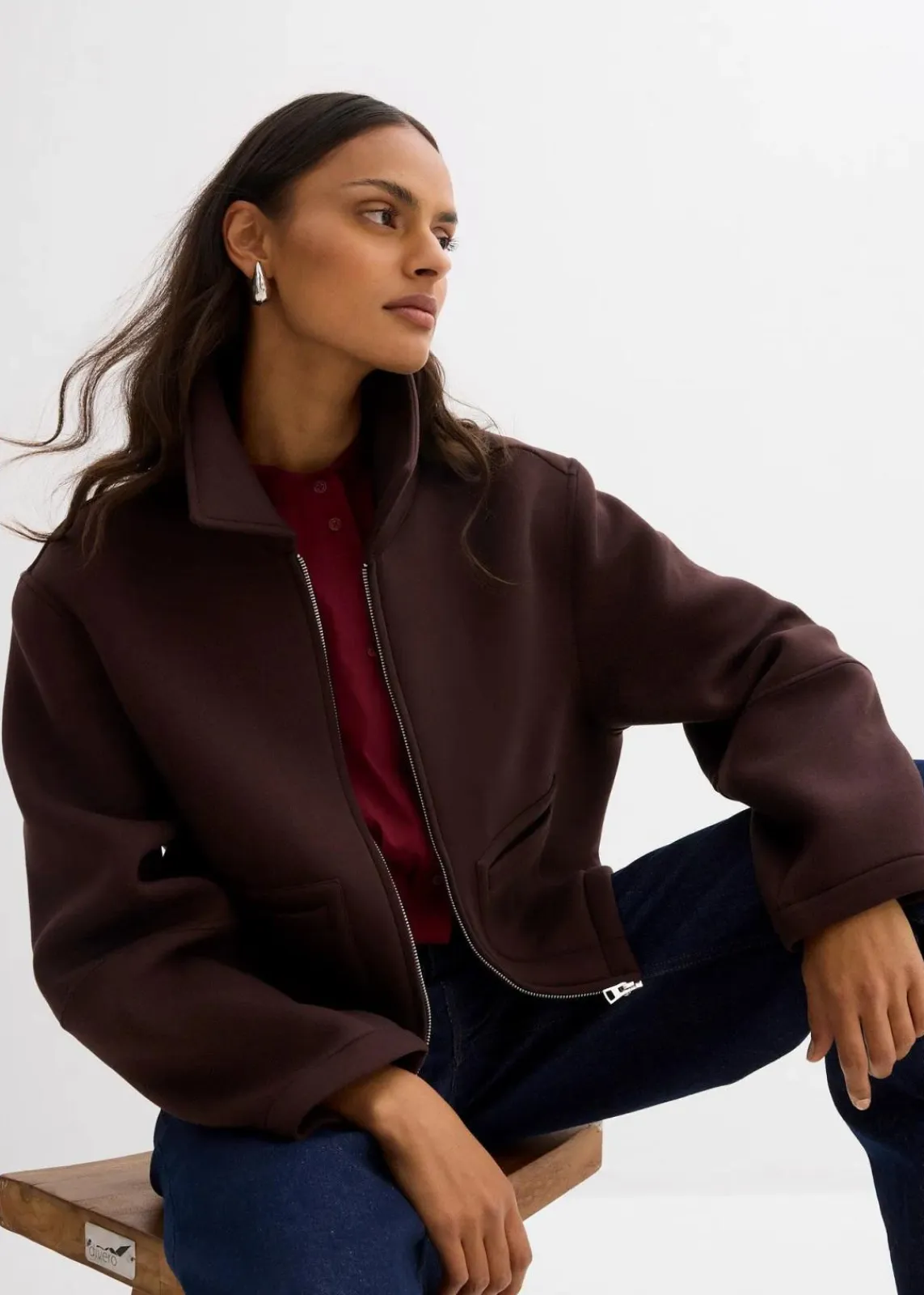 bonprix Bekleidung·Hosen|Jacken & Mäntel|Kurze Jacke aus Scuba dunkelbraun