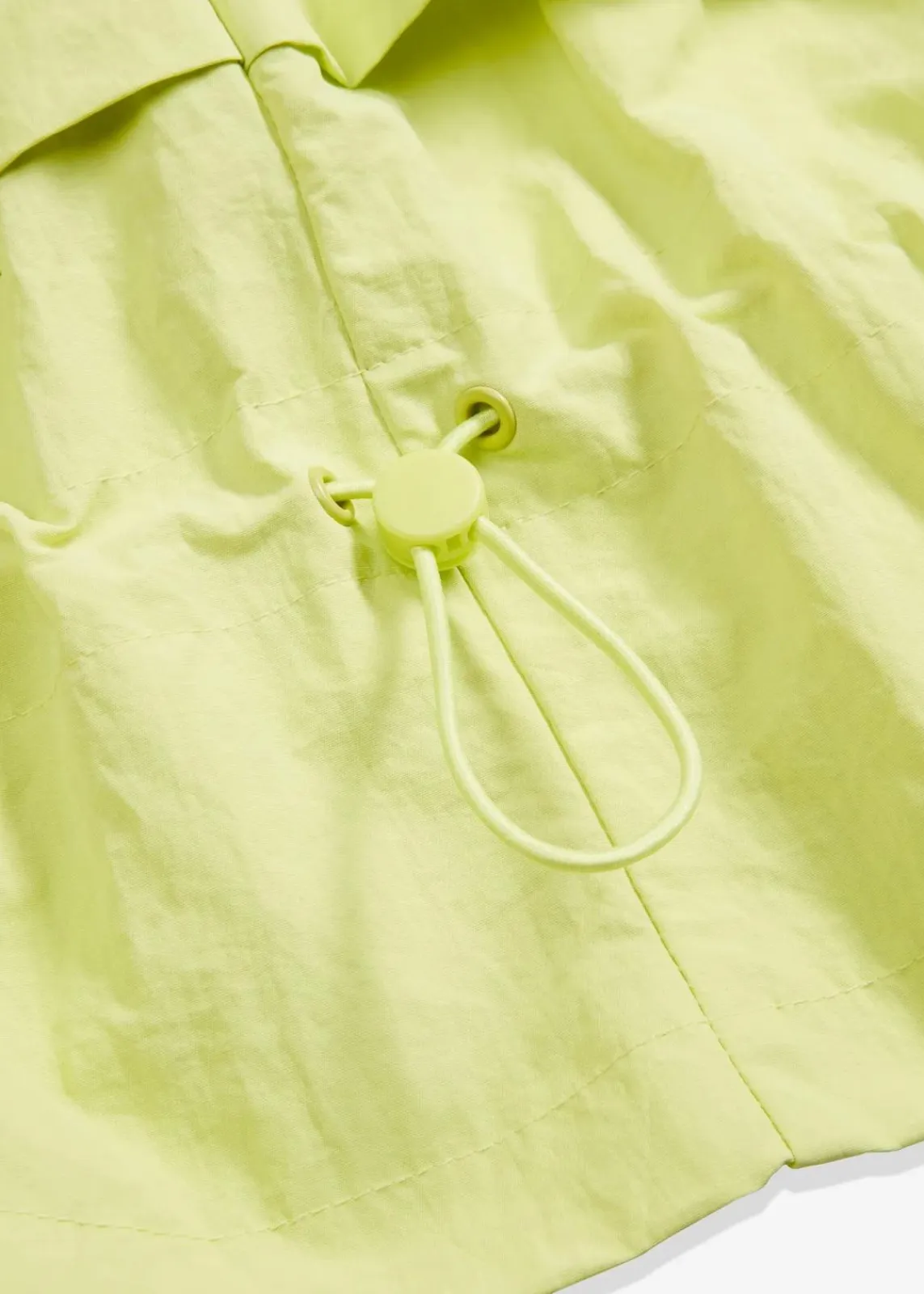 Kurze Jacke mit Taillen-Tunnelzug|bonprix Sale