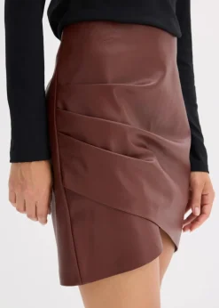 Kurzer Lederimitat-Rock|bonprix Hot