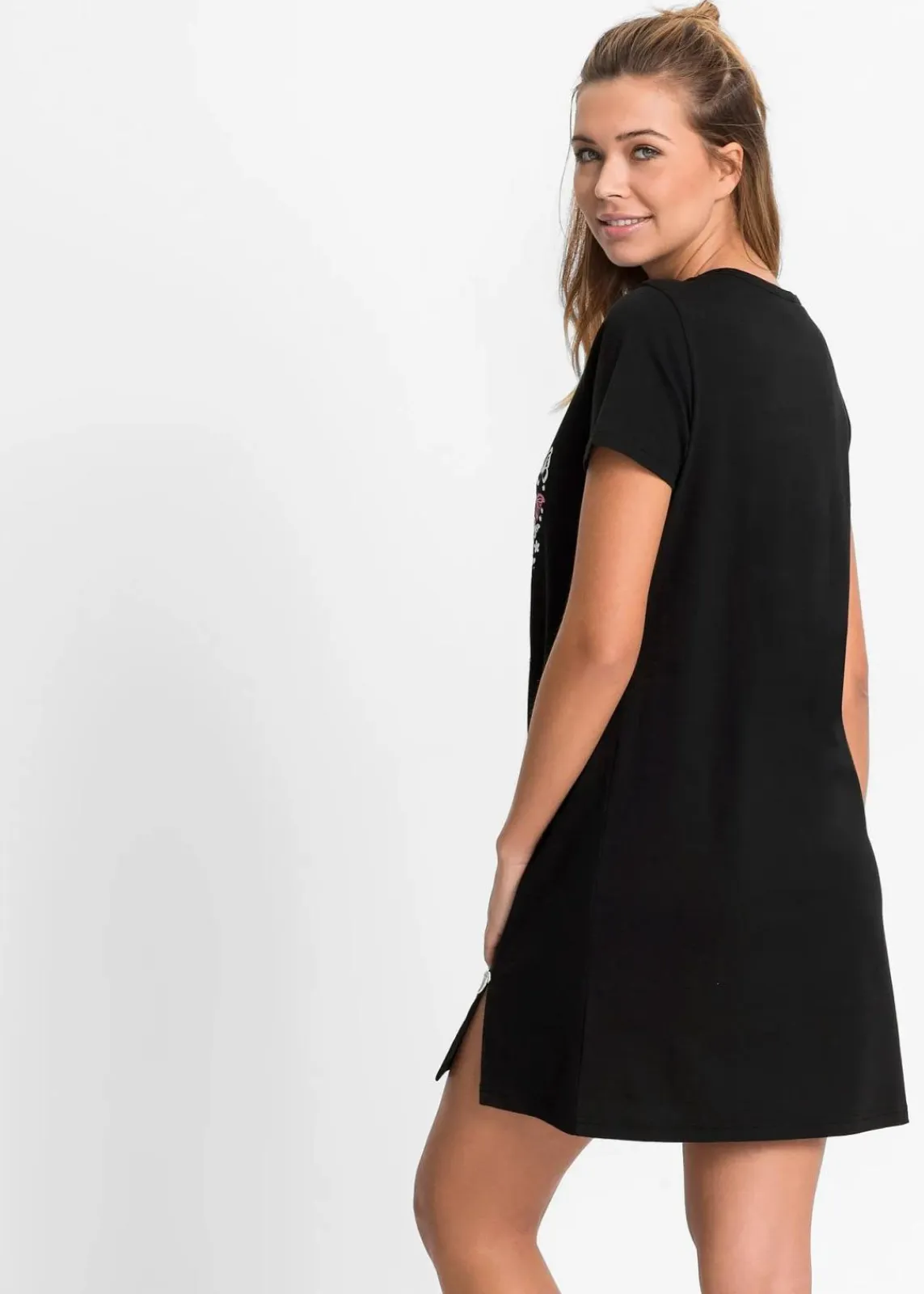 bonprix Wäsche·Nachtwäsche|Nachhaltigere Materialien|Kurzes Nachthemd aus Bio-Baumwolle schwarz bedruckt