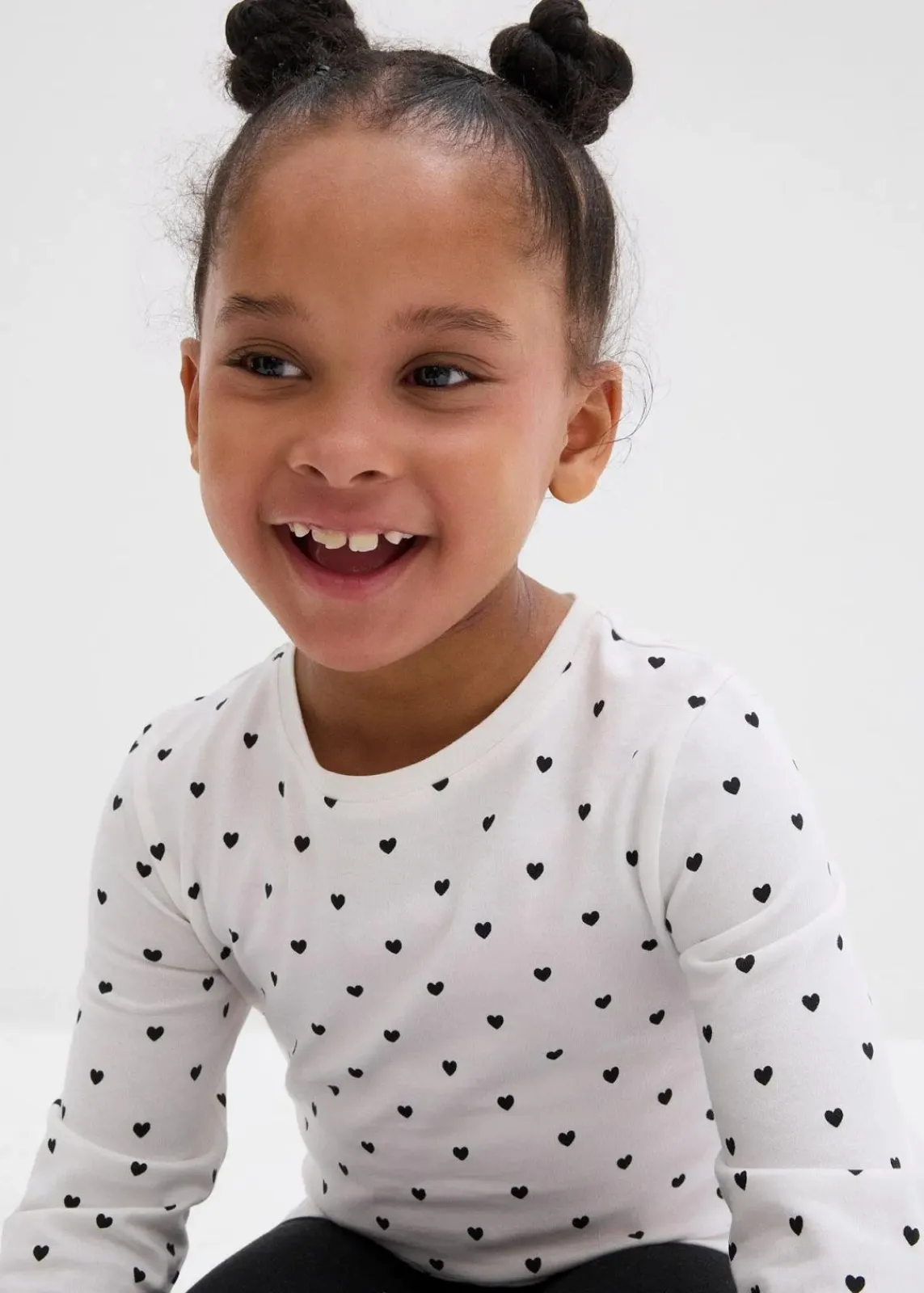 bonprix Mädchen 2-8 Jahre·Nachhaltigere Materialien|Mädchen 9-16 Jahre·Nachhaltigere Materialien|Langarmshirt aus reiner Bio-Baumwolle (3er Pack) wollweiß bedruckt+wollweiß+schwarz