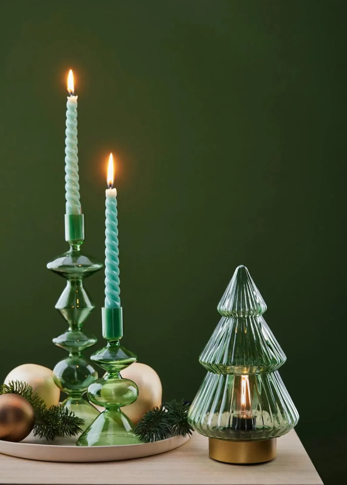 bonprix Wohnaccessoires|Weihnachtsdeko & -Textilien·Beleuchtung|LED-Deko-Objekt Tannenbaum grün