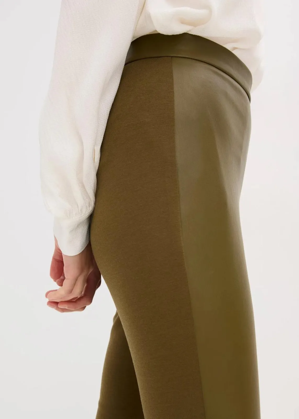 Lederimitat-Hose im Punto di Roma Mix|bonprix