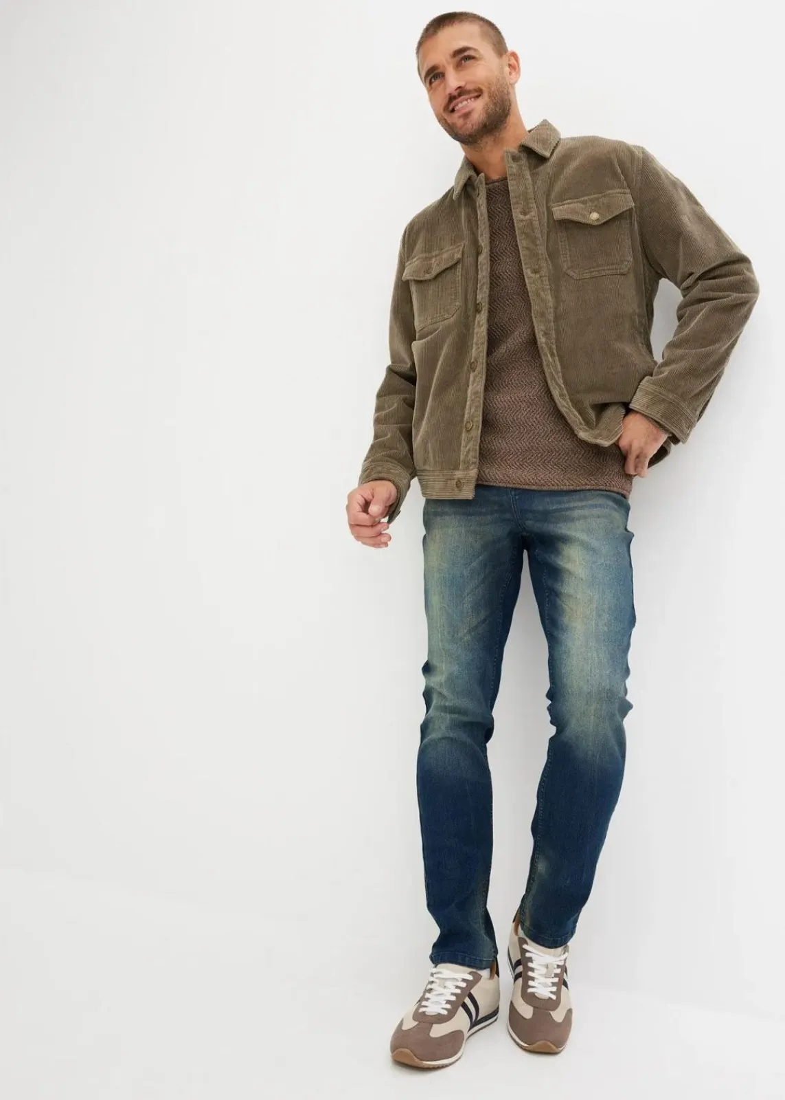 bonprix Große Größen|Jeans|Leichte Slim Fit Stretch-Jeans, Straight dunkelblau denim