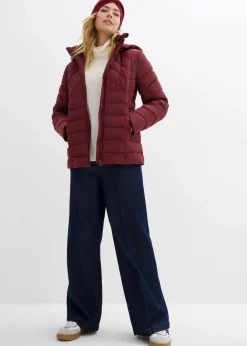 bonprix Jacken & Mäntel|Bekleidung·Hosen|Leichte Steppjacke mit abnehmbarer Kapuze dunkelbeere
