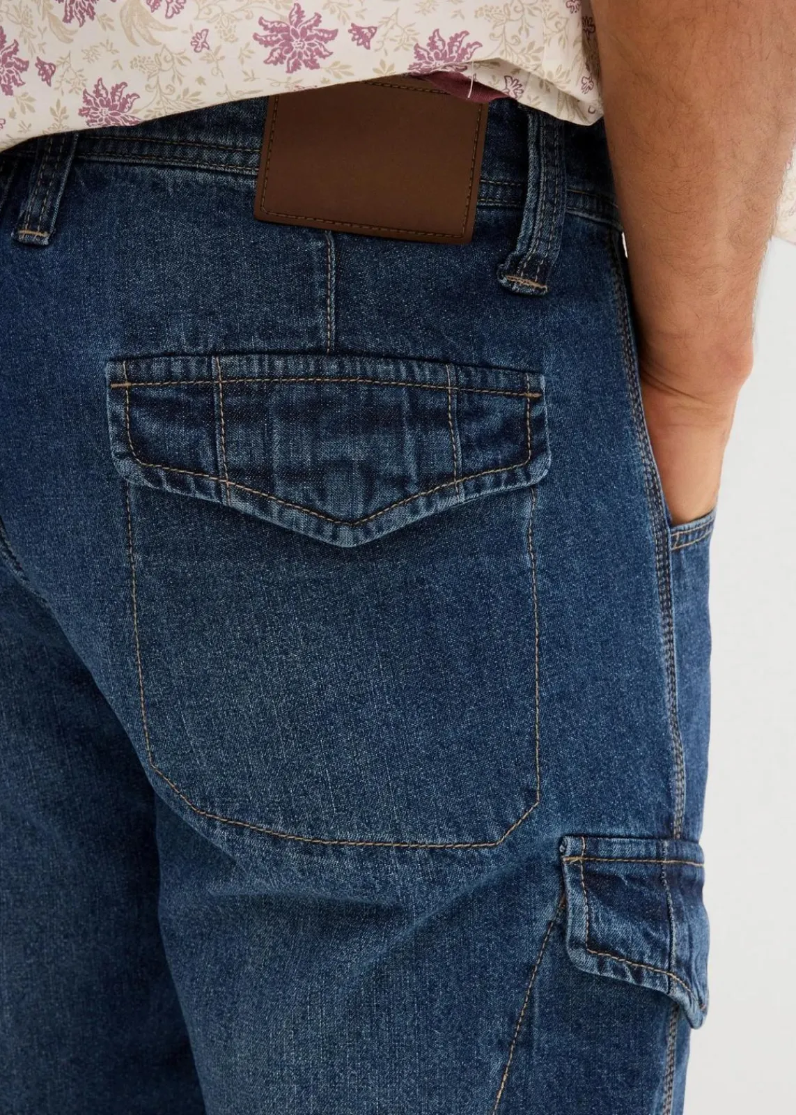 bonprix Große Größen|Shorts|Leichte Stretch-Jeans-Long-Cargobermuda, Relaxed Fit blau-beige denim