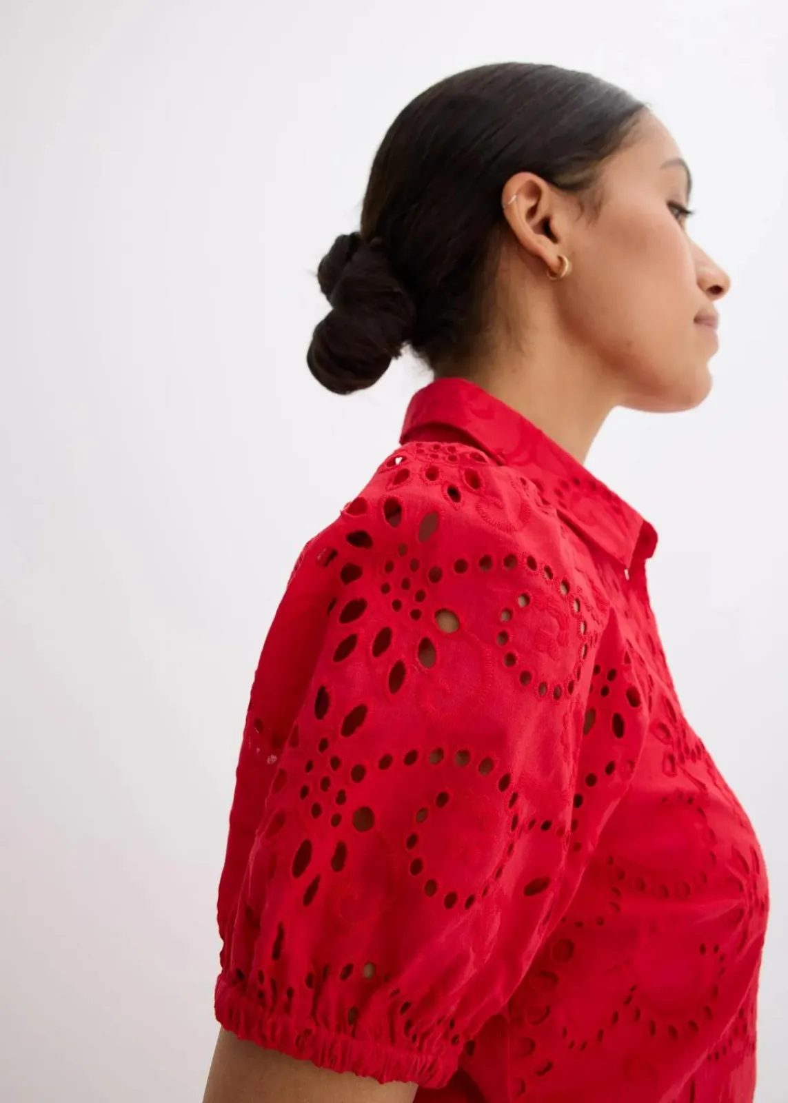 Lochstickerei-Blusenkleid aus reiner Baumwolle|bonprix Sale