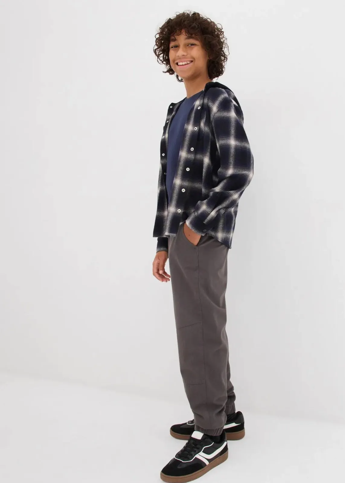 bonprix Jungen 9-16 Jahre·Jacken & Outdoor|Jungen 9-16 Jahre·Hosen|Loose-Fit Thermohose mit Jerseyfutter anthrazit