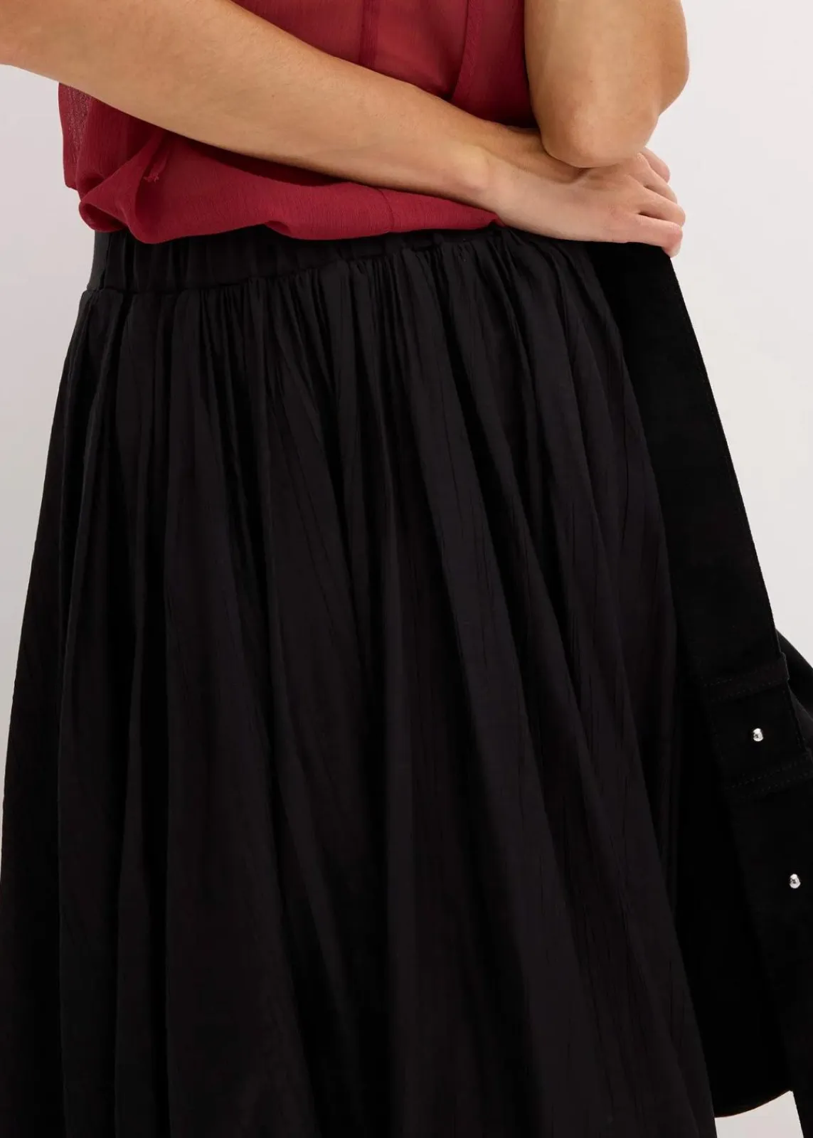 bonprix Röcke|Bekleidung·Sportbekleidung|Maxirock aus strukturiertem Crinkle schwarz