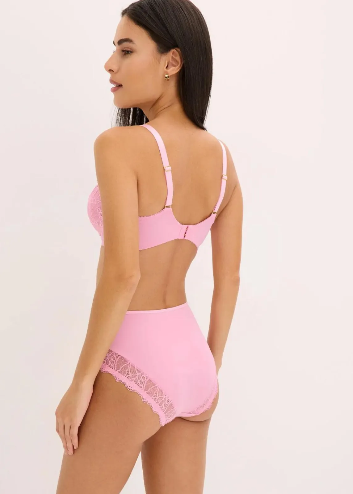 bonprix Nachhaltigere Materialien|Höschen|Maxislip mit zarter Spitze blütenpink