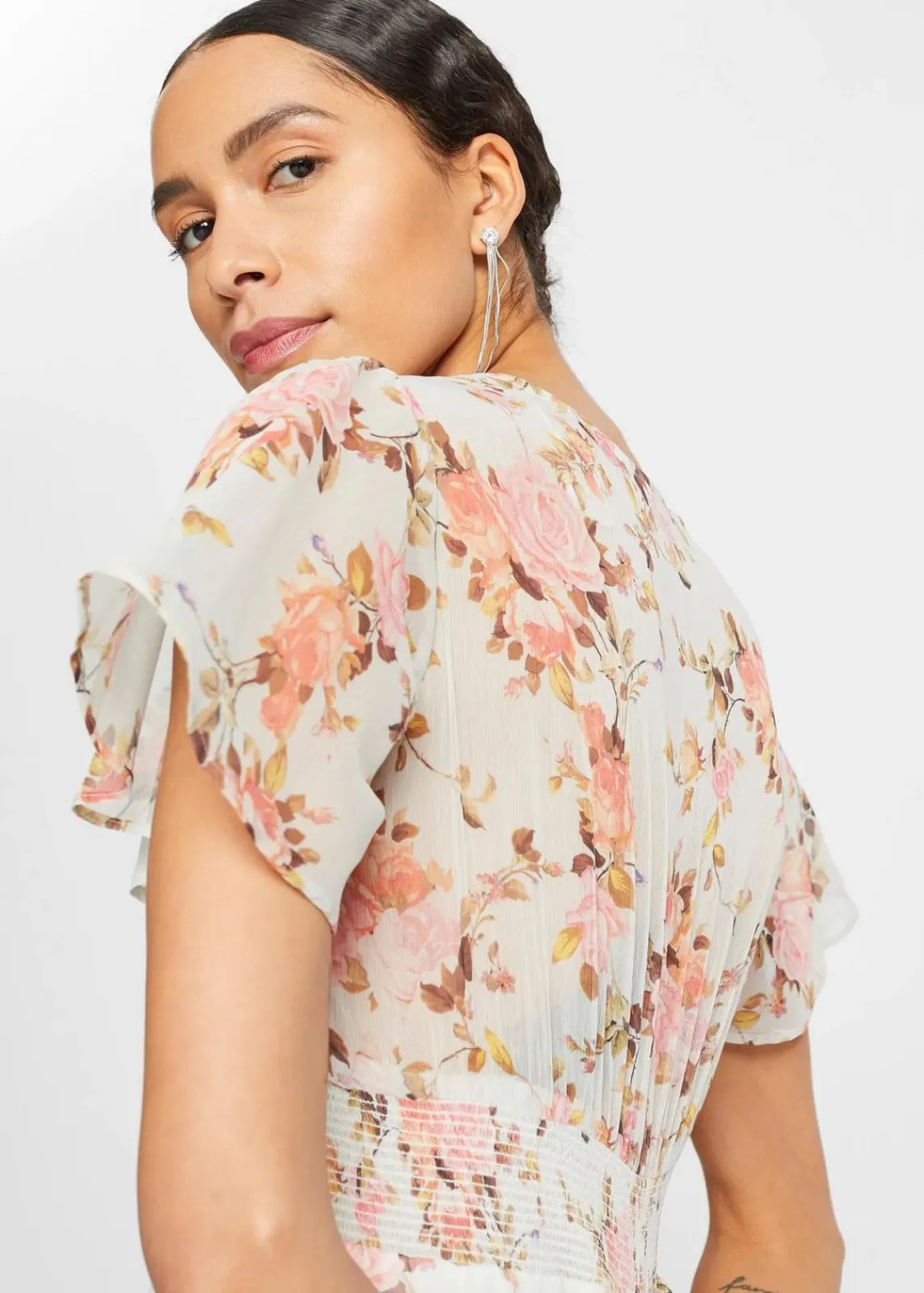 bonprix Kleider|Midikleid weiß geblümt