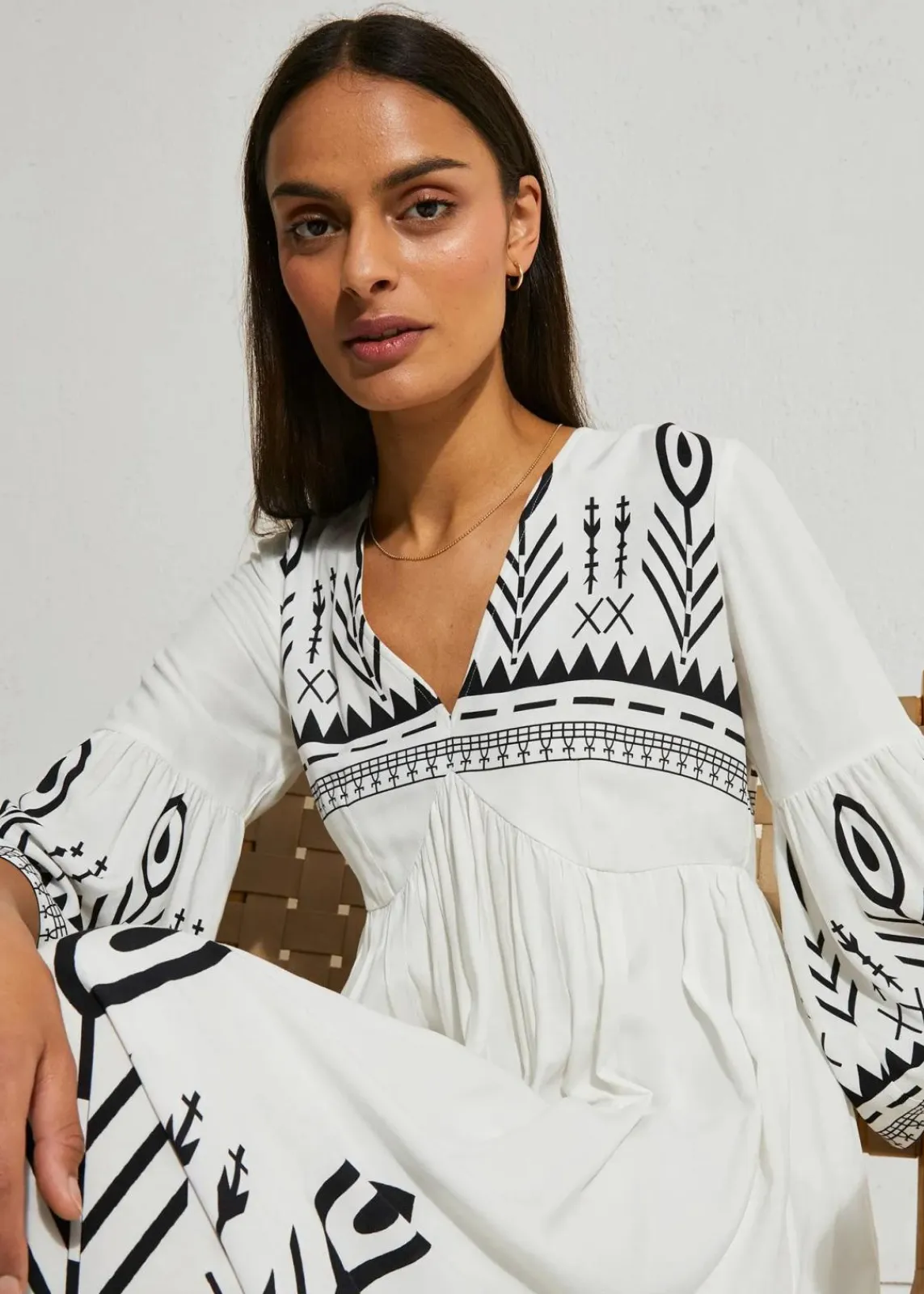 Midikleid aus fließender Viskose|bonprix Hot