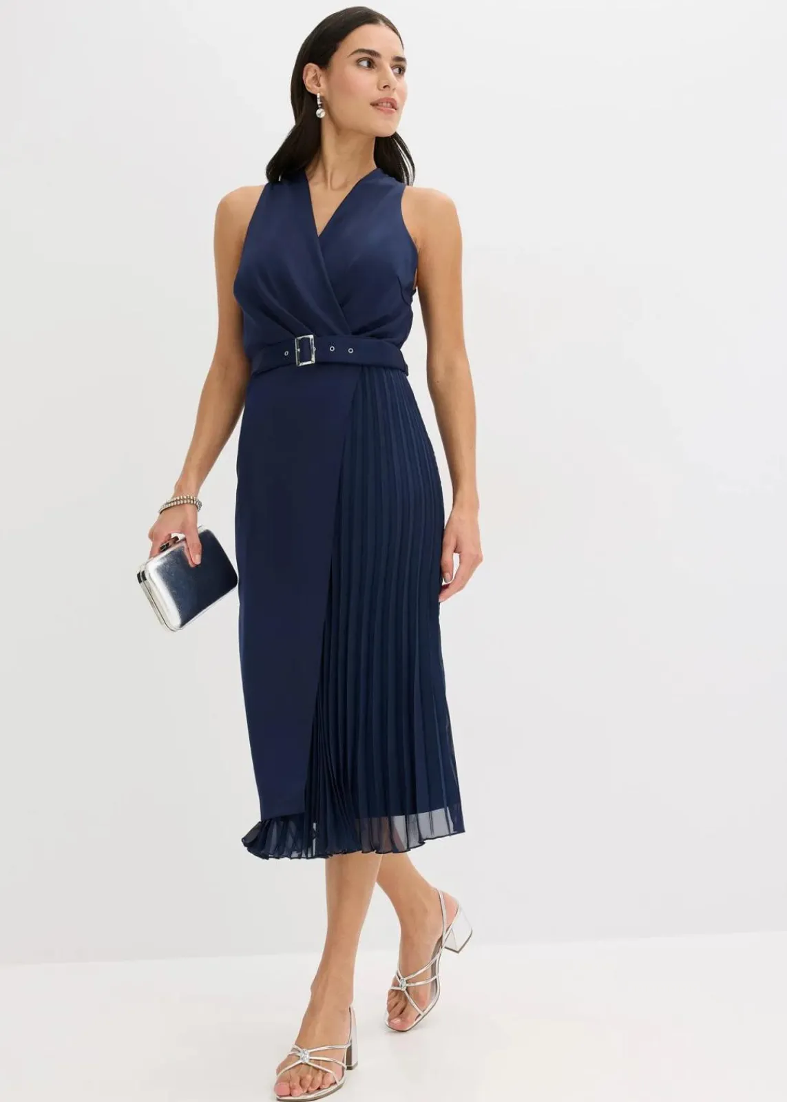 Midikleid in Wickel-Optik mit Plissee-Einsatz|bonprix Best