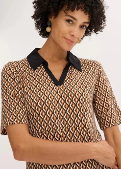 bonprix Bekleidung·Pullover & Strickjacken|Kleider|Midi-Polokleid mokkabraun/schwarz graphisch bedruckt