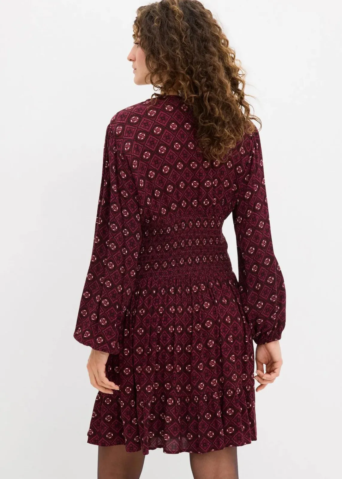 bonprix Kleider|Nachhaltigere Materialien|Minikleid aus fließender Viskose weinrot