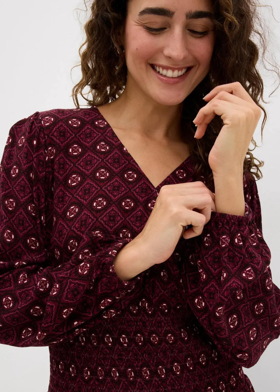 bonprix Kleider|Nachhaltigere Materialien|Minikleid aus fließender Viskose weinrot