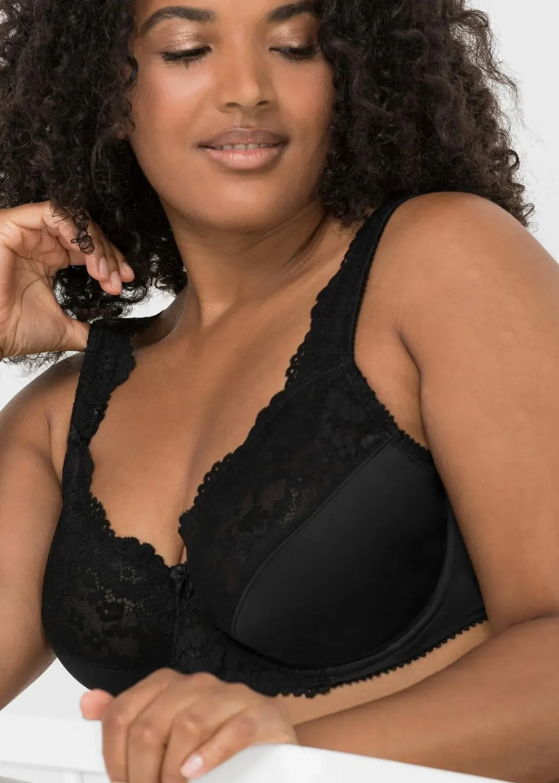 bonprix Große Cups D-H|Bhs|Minimizer-BH mit gepolsterten Trägern (2er Pack) schwarz+ecru